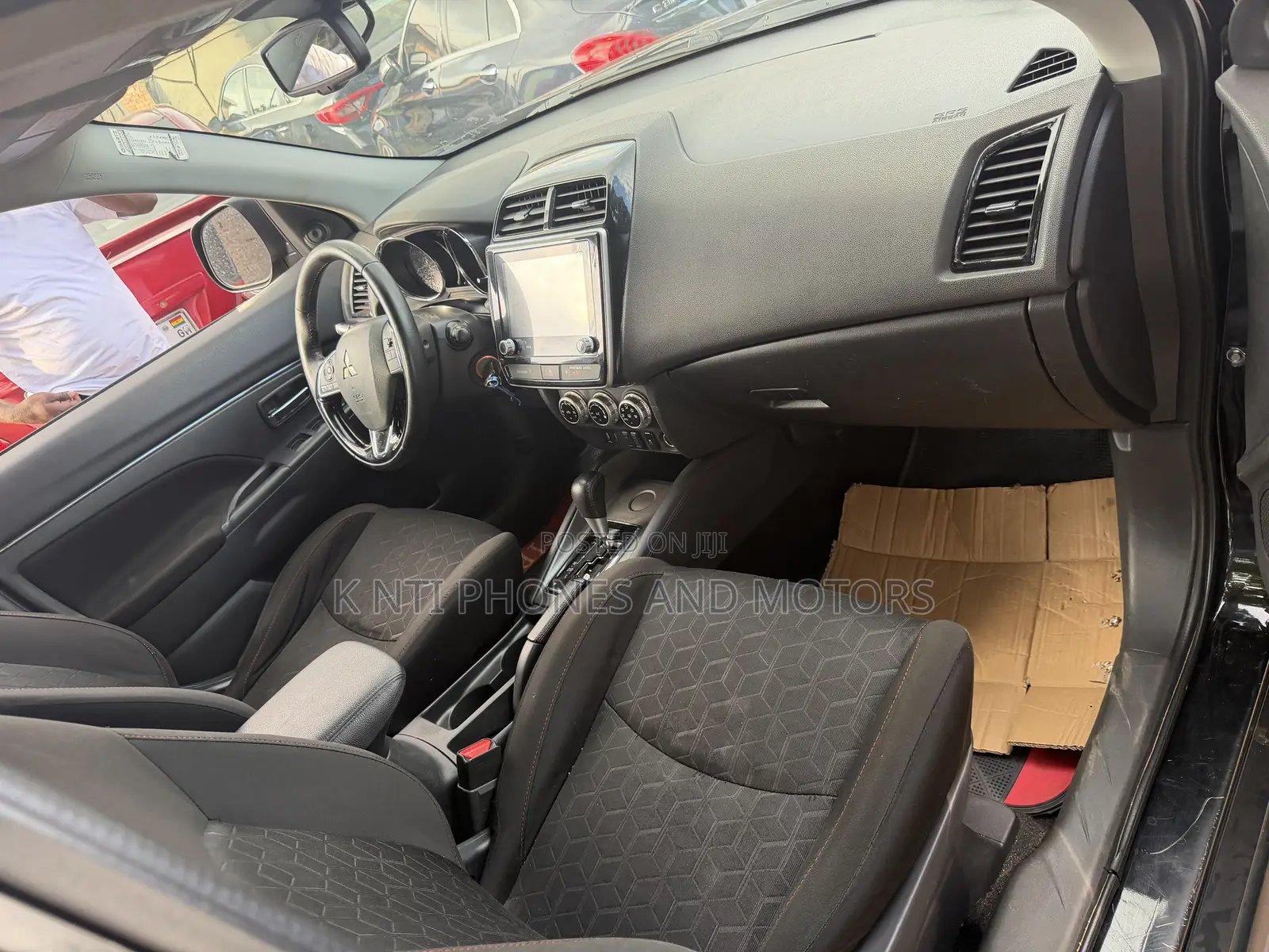 Mitsubishi Outlander 2021 Black