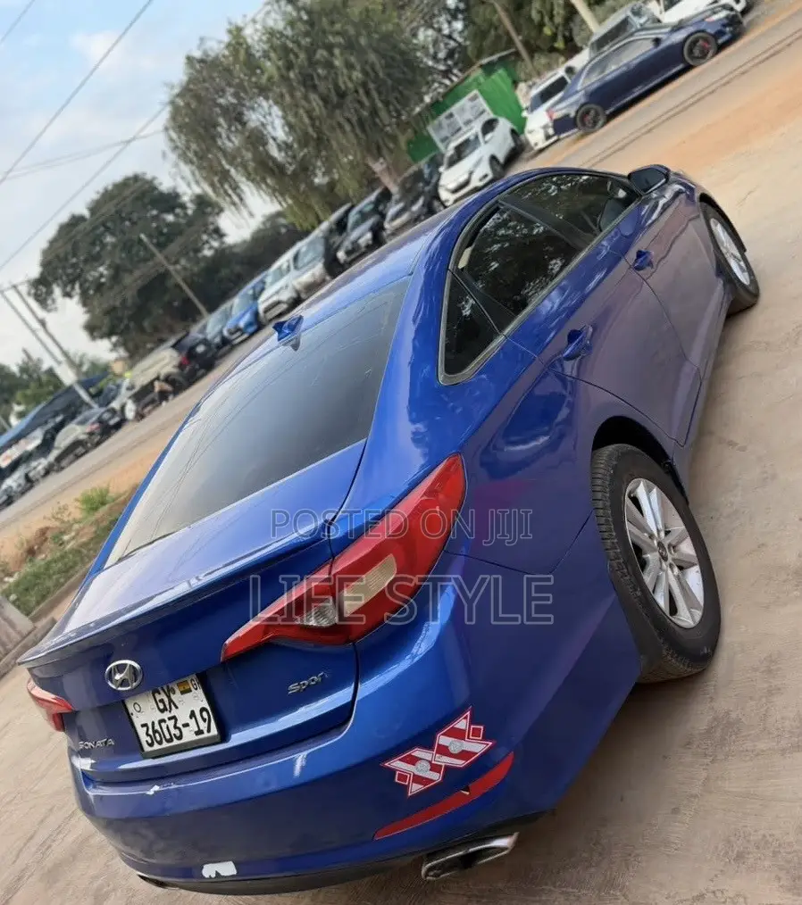 Hyundai Sonata 2016 Blue