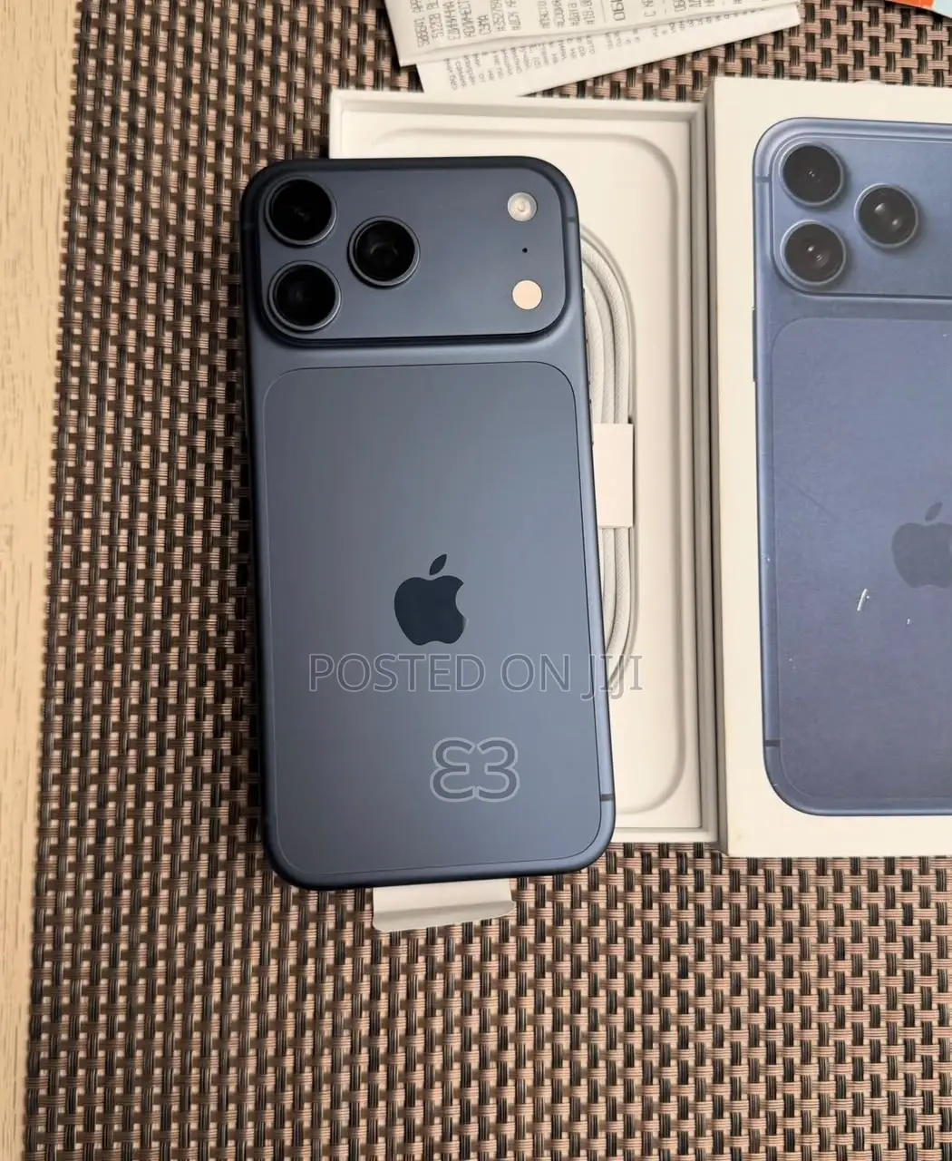 New Apple iPhone 17 Pro Max 512 GB Blue