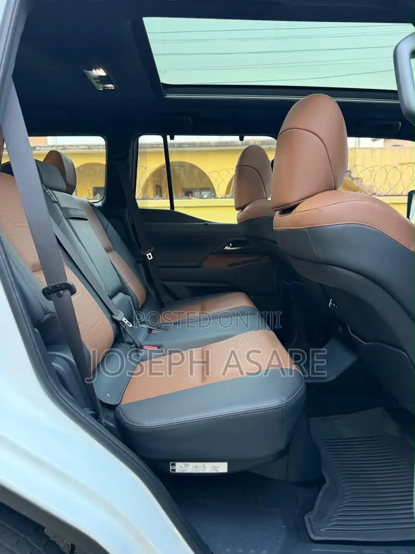 Lexus GX 550 Overtrail 2024 White