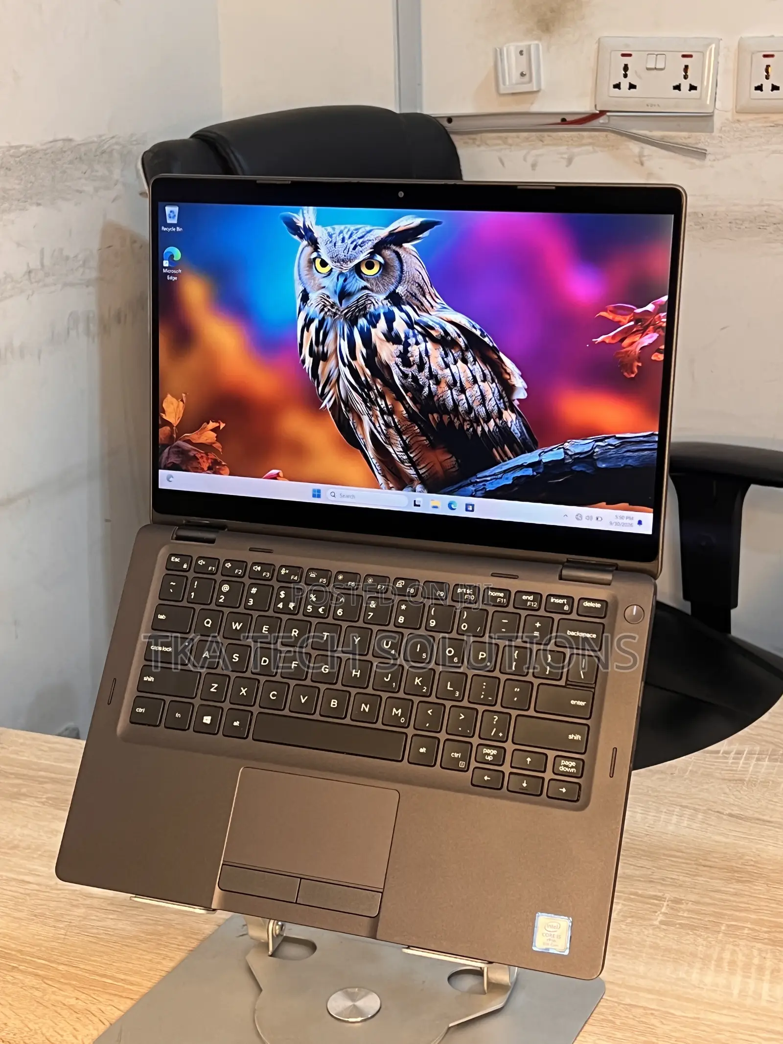 Laptop Dell Latitude 5300 2-in-1 8GB Intel Core i5 SSD 256GB