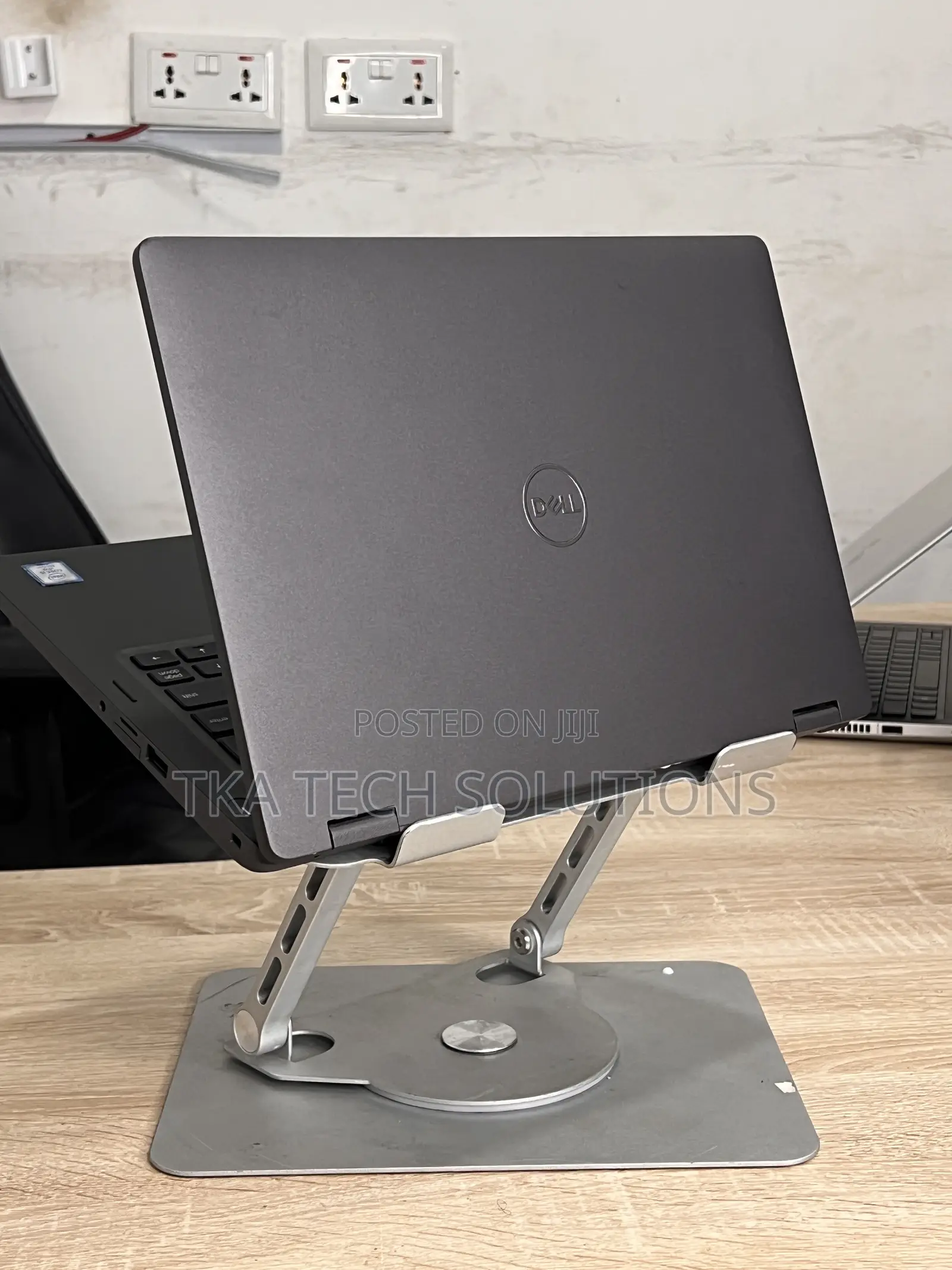 Laptop Dell Latitude 5300 2-in-1 8GB Intel Core i5 SSD 256GB