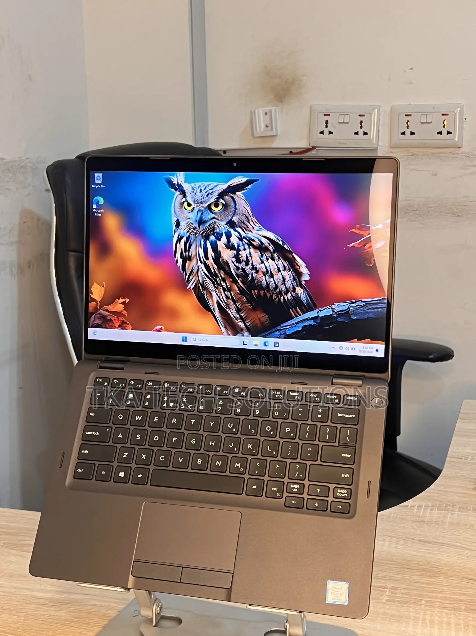 Laptop Dell Latitude 5300 2-in-1 8GB Intel Core i5 SSD 256GB