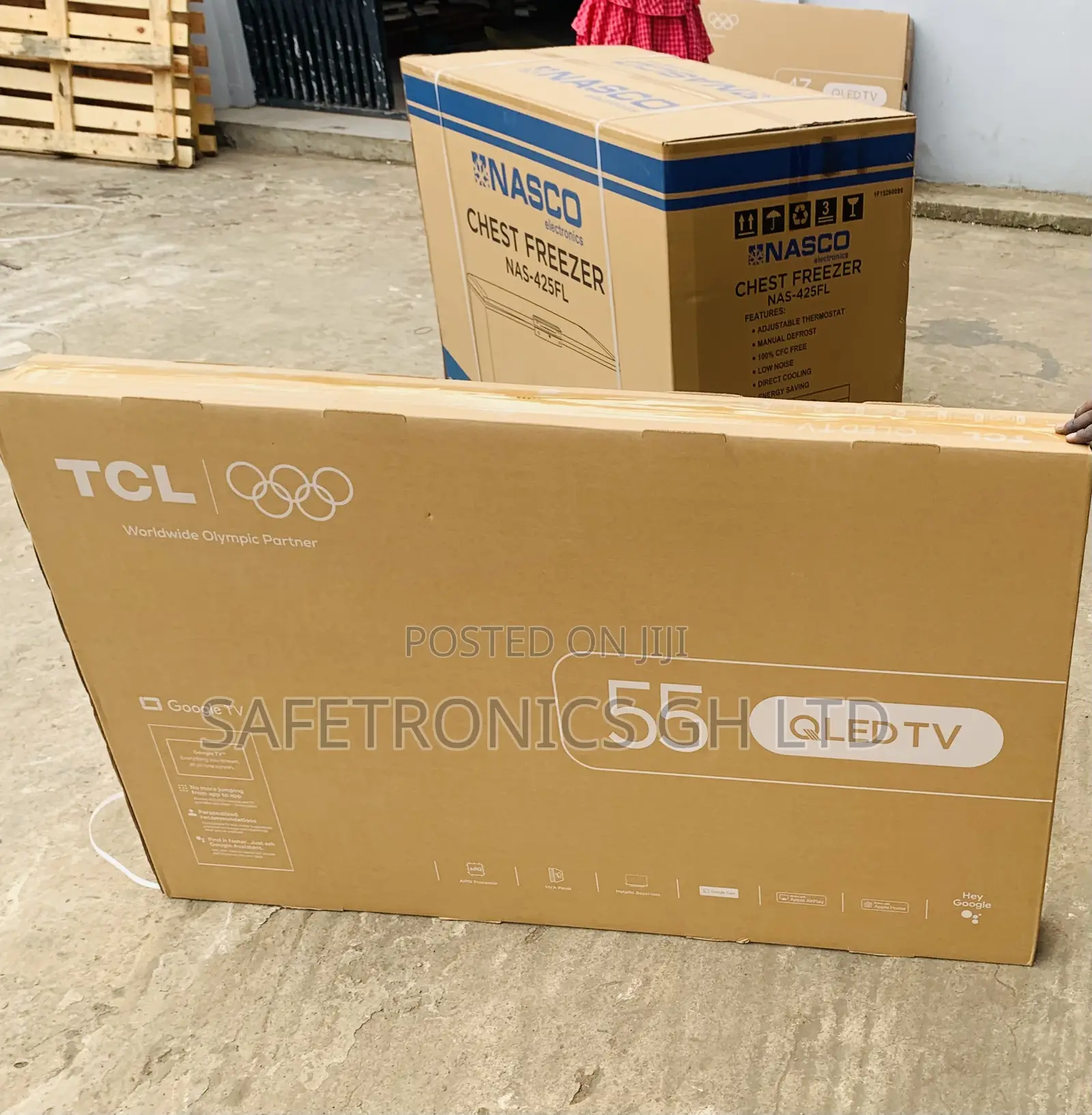 Essential Modern • Qled 55 Inch Smart TCL Android TV