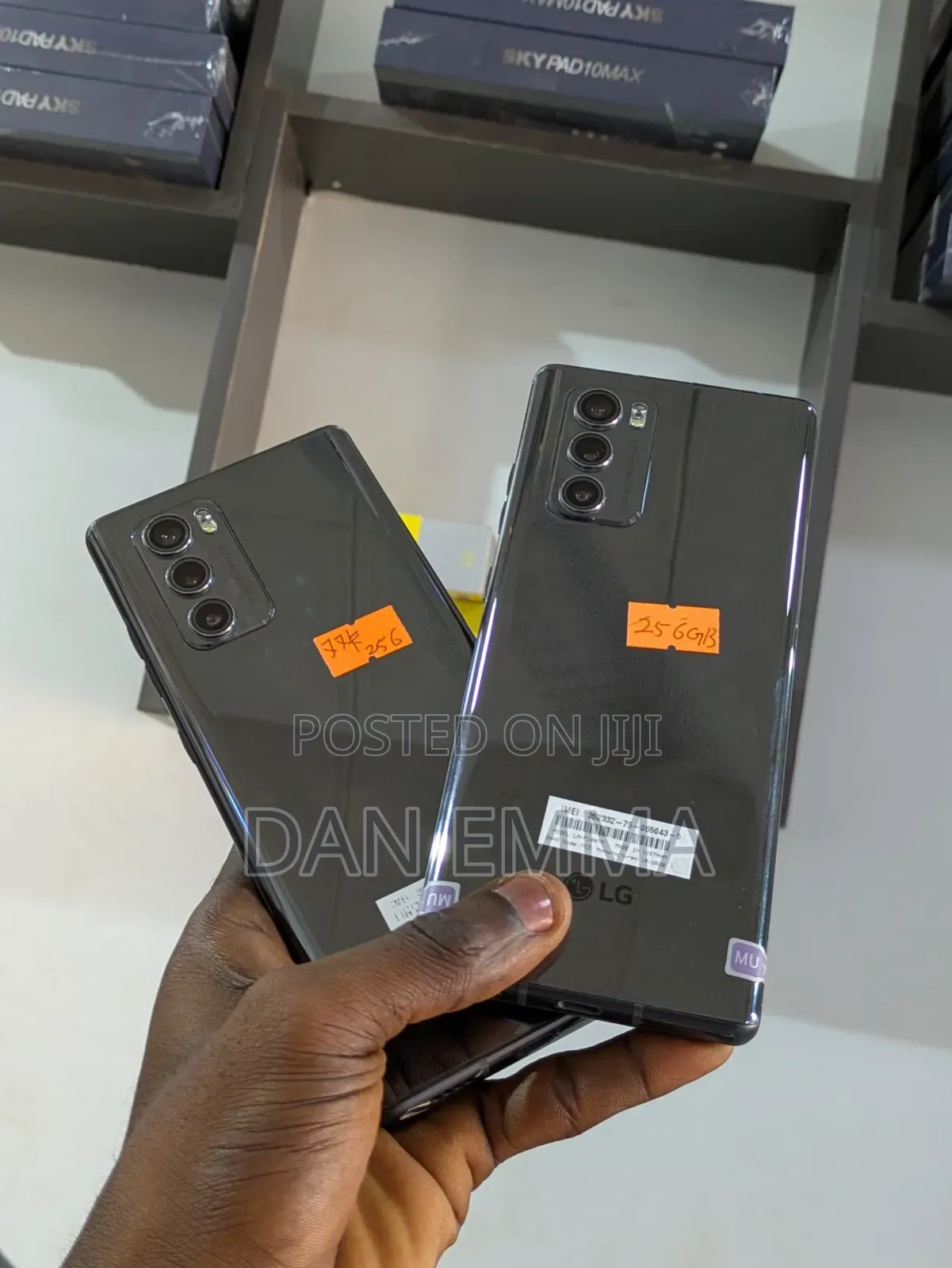 LG Wing 5G 256 GB Black