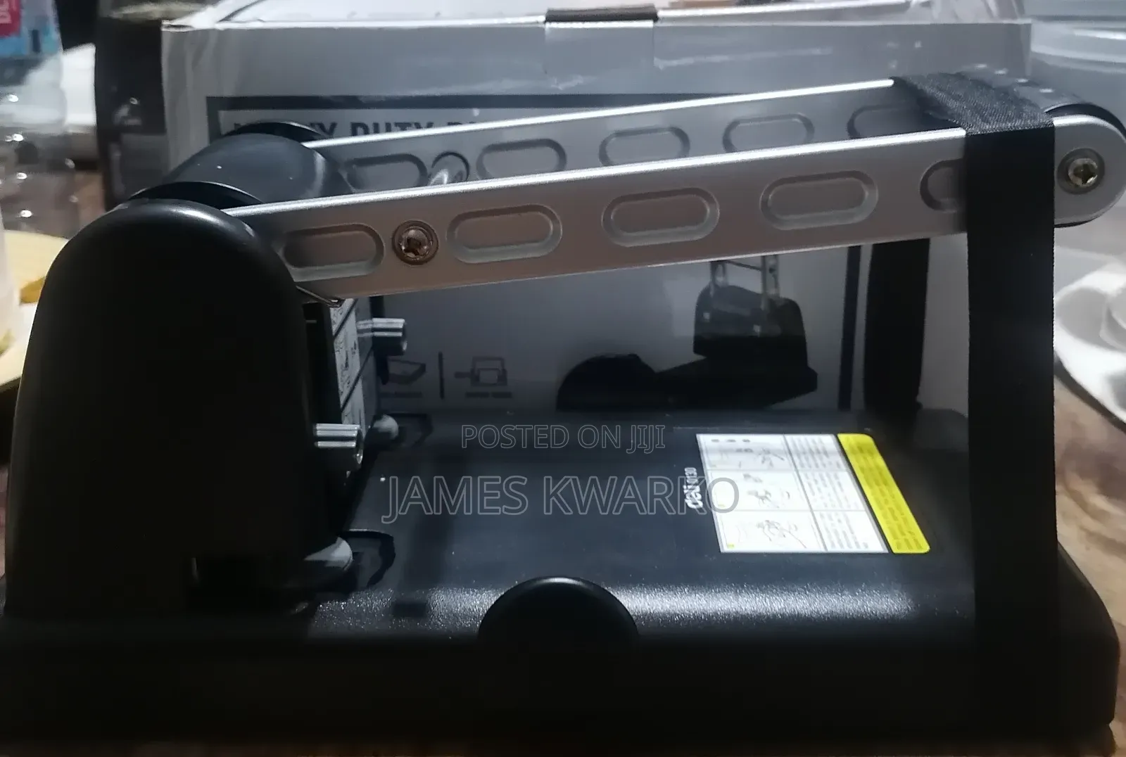 Heavy Duty Punch, 2 Hole, 100 Sheets