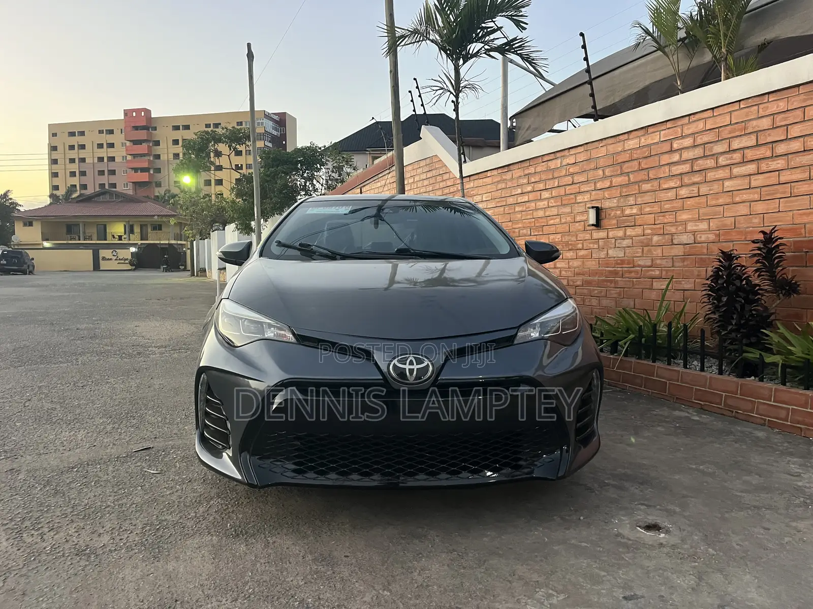 Toyota Corolla 2017 Gray