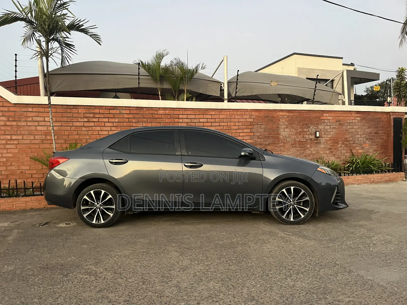 Toyota Corolla 2017 Gray