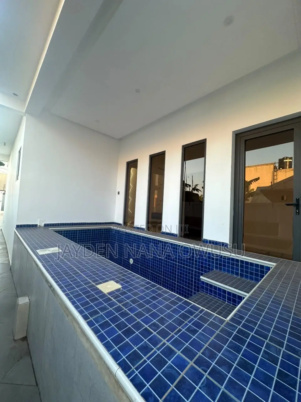 4bdrm House in Ashaley Botwe for sale