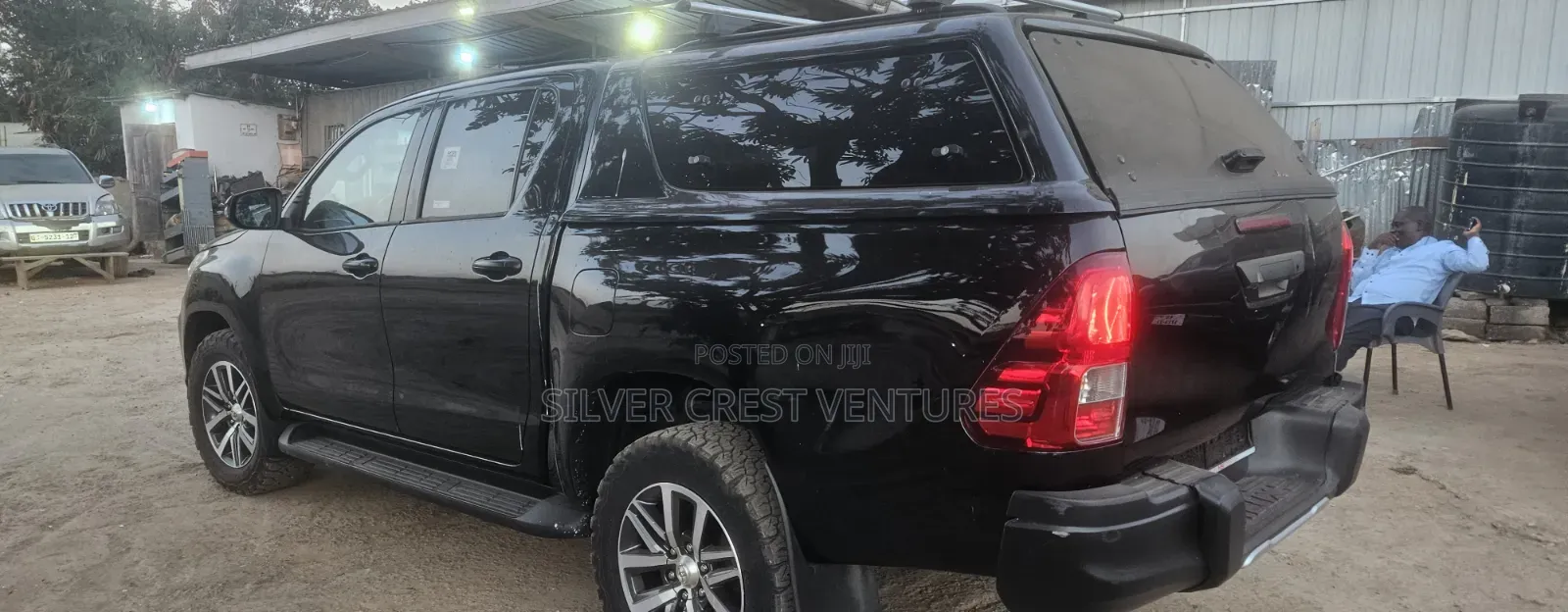 Toyota Hilux 2021 Black