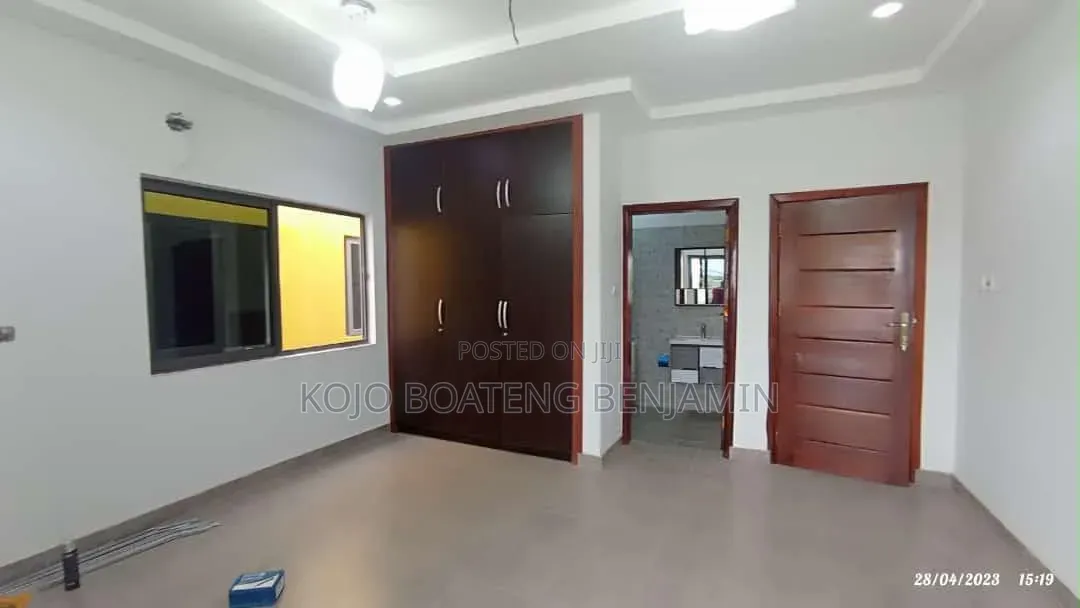 4bdrm House in Oyarifa Mall Area for rent