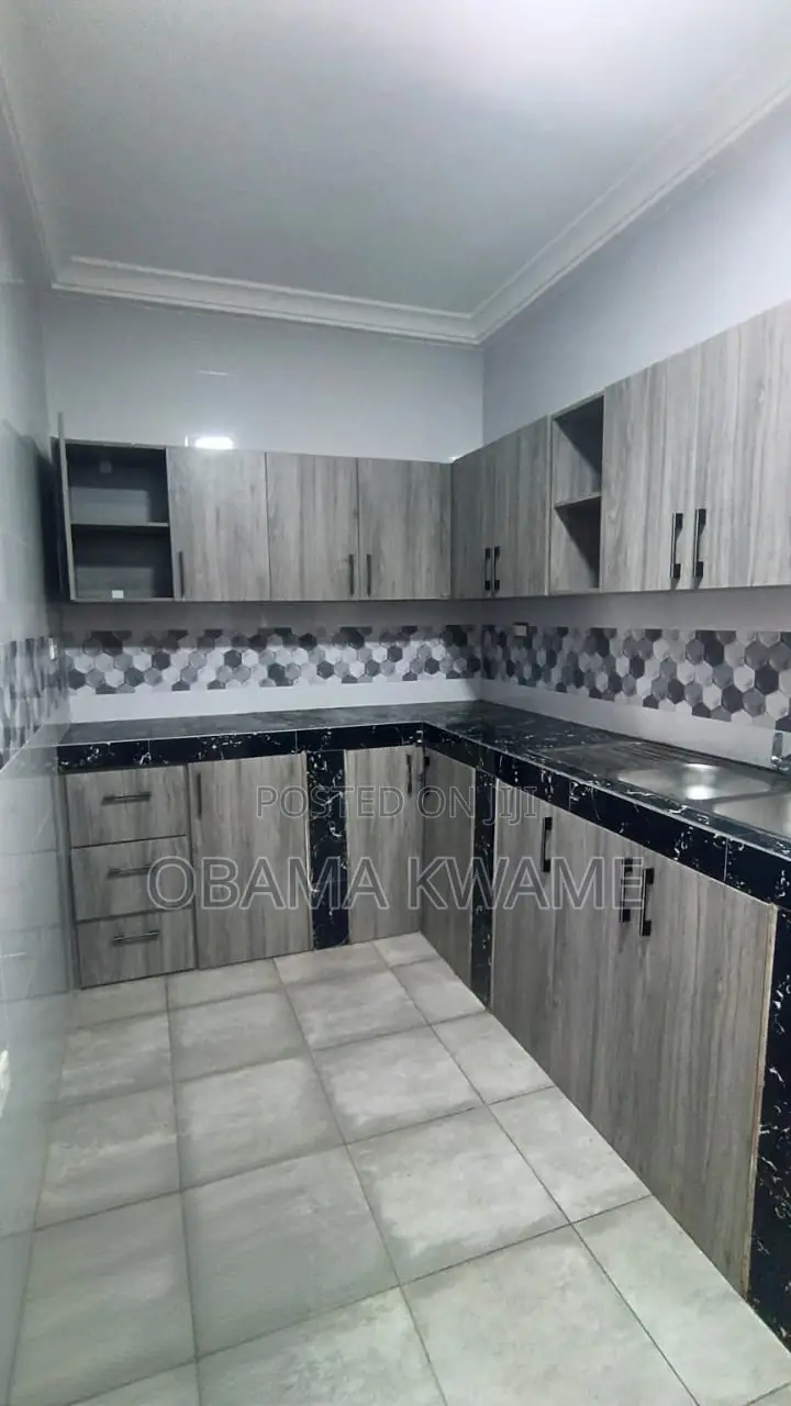 2bdrm Apartment in Gringo Lynks Premium, North Legon for rent