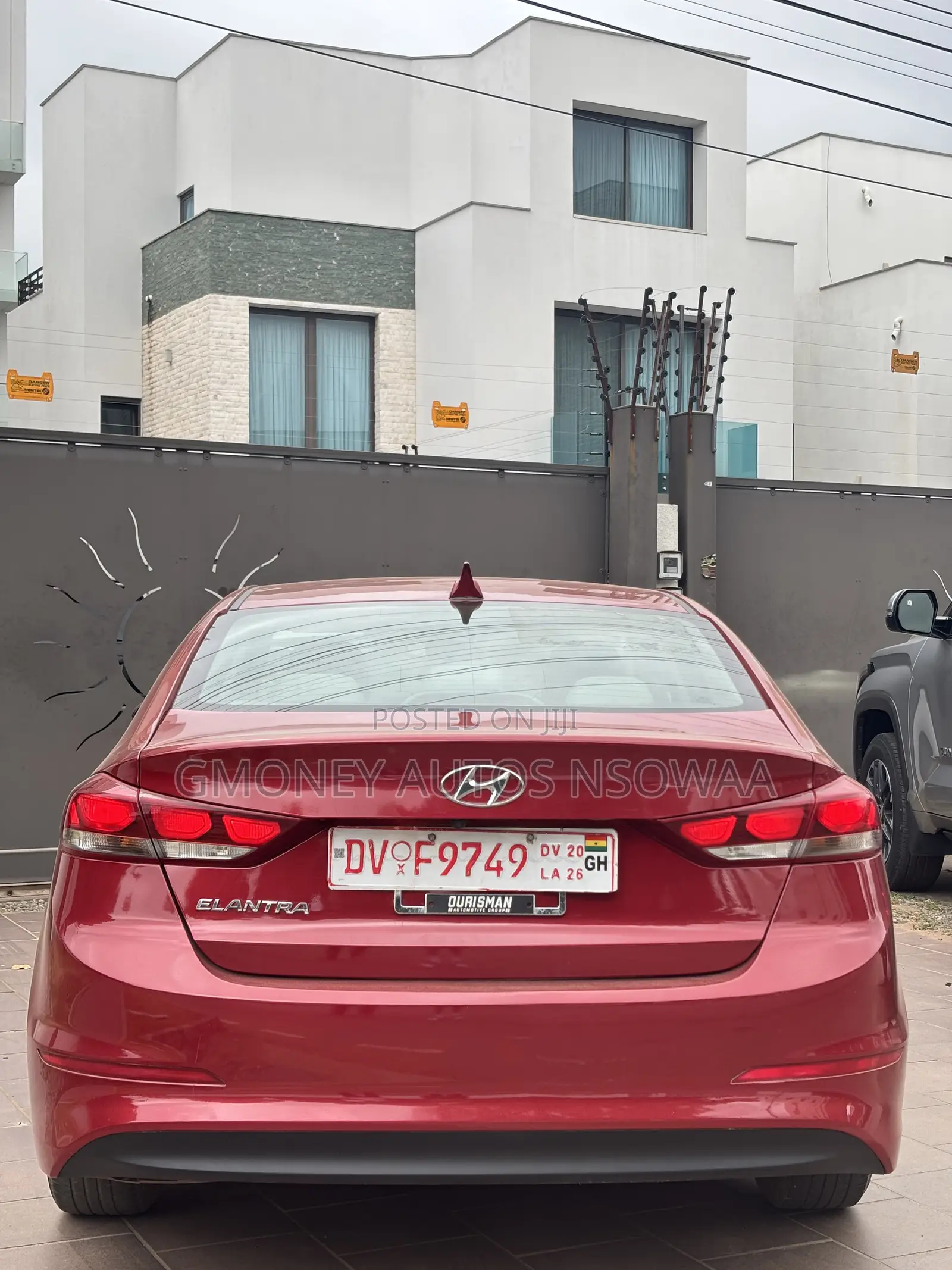 Hyundai Elantra ECO 2019 Red