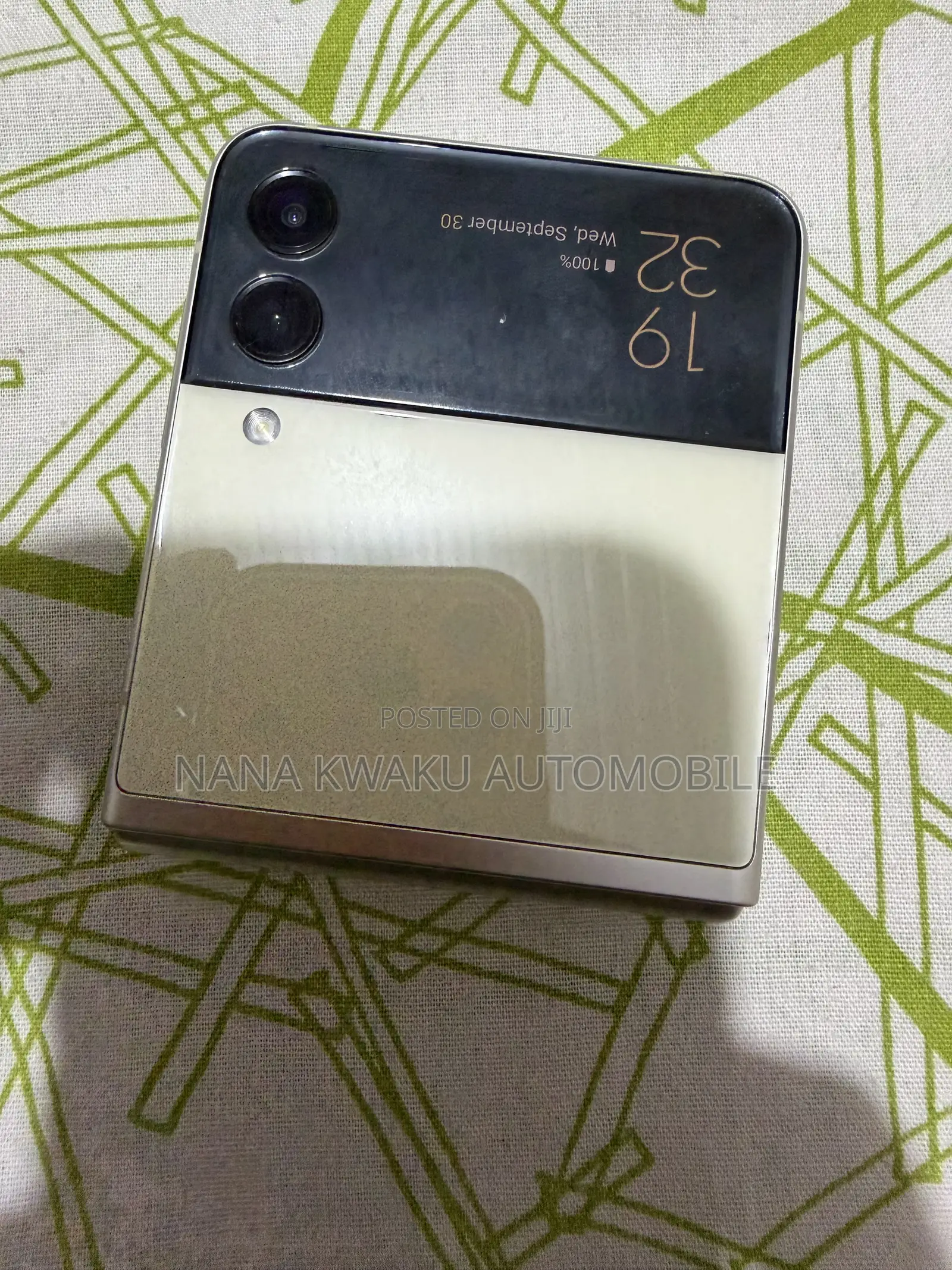 Samsung Galaxy Z Flip 3 256 GB Gold