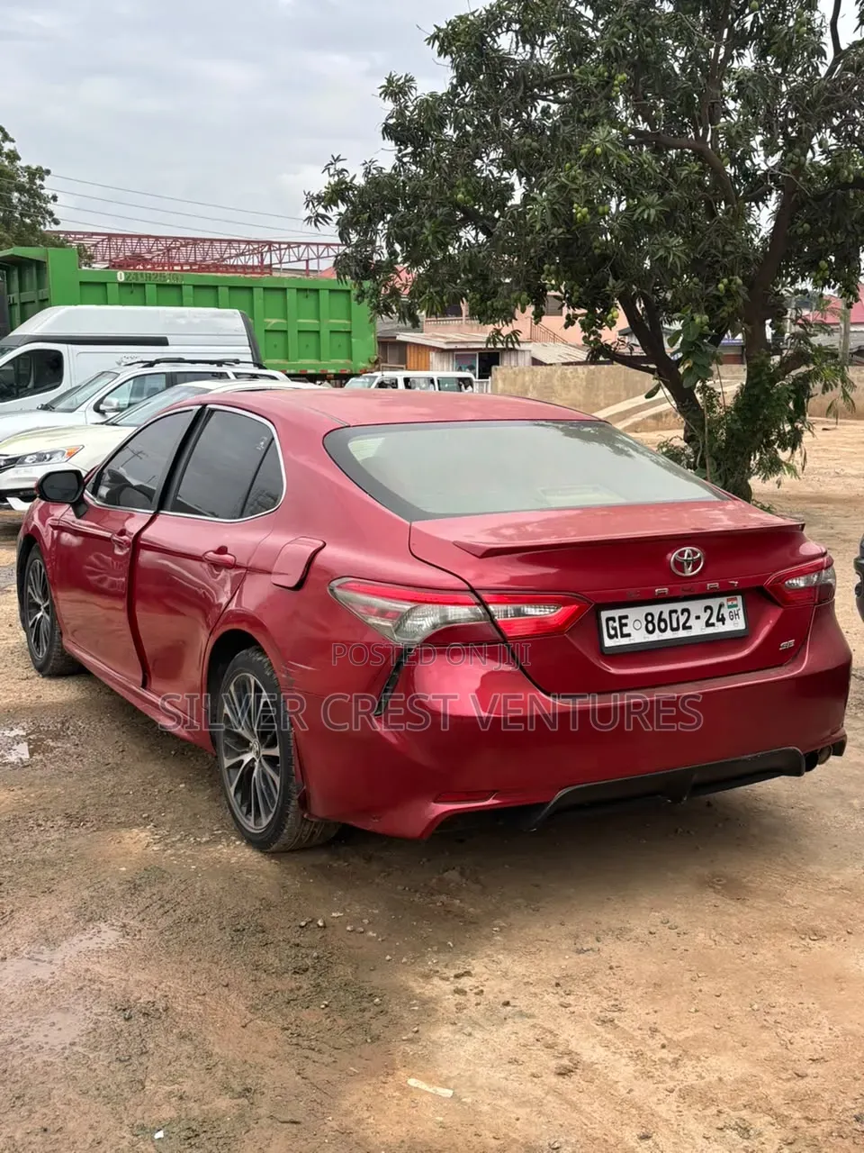 Toyota Camry SE FWD (2.5L 4cyl 8AM) 2018 Red
