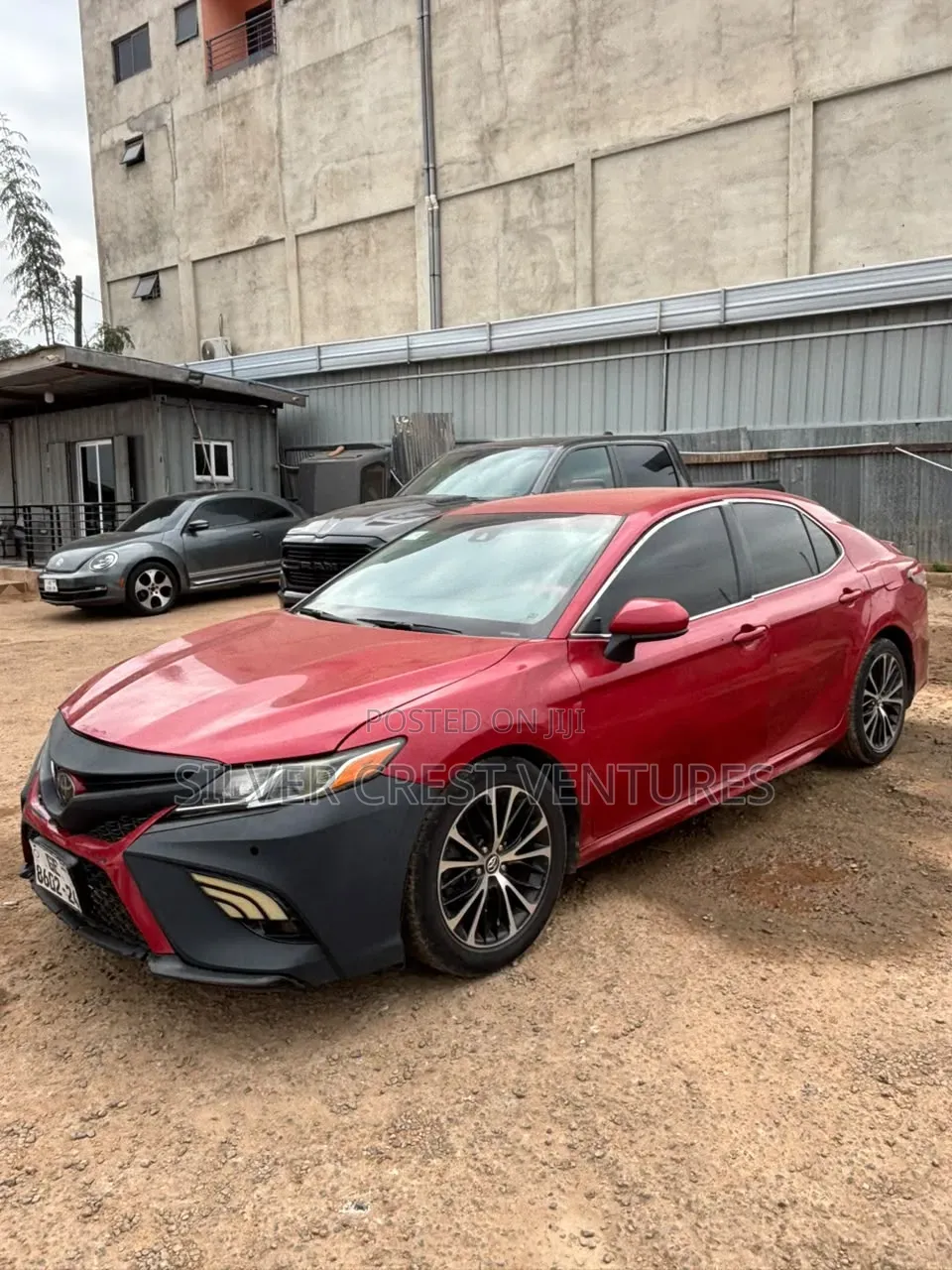 Toyota Camry SE FWD (2.5L 4cyl 8AM) 2018 Red
