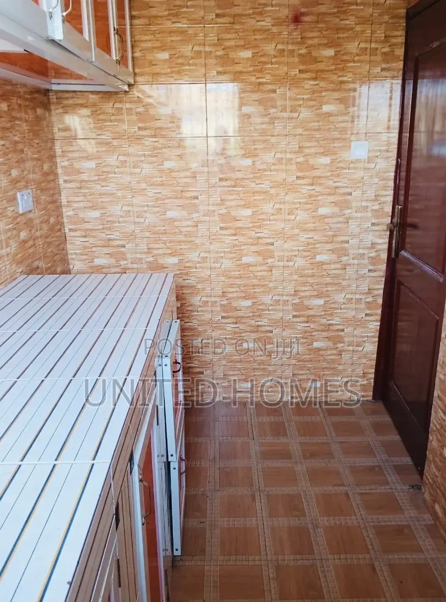 2bdrm Apartment in Odorkor for rent