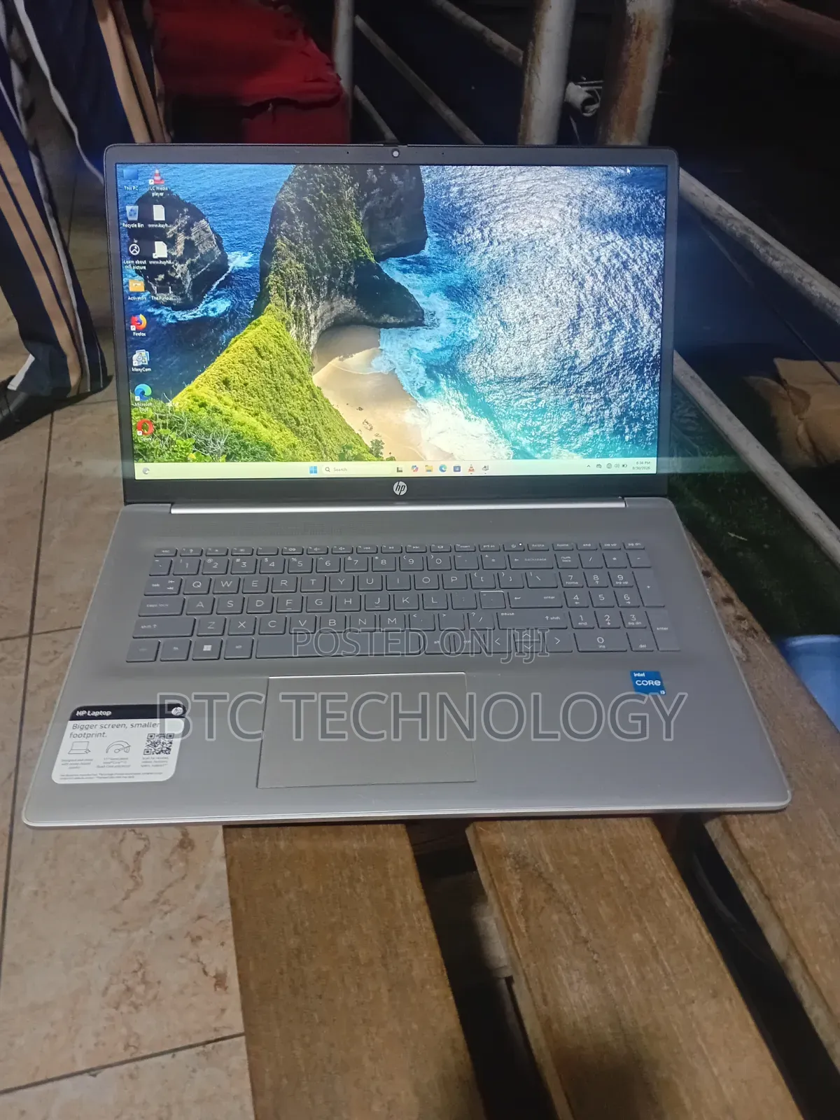 Laptop HP Pavilion 17 8GB Intel Core i3 SSD 256GB