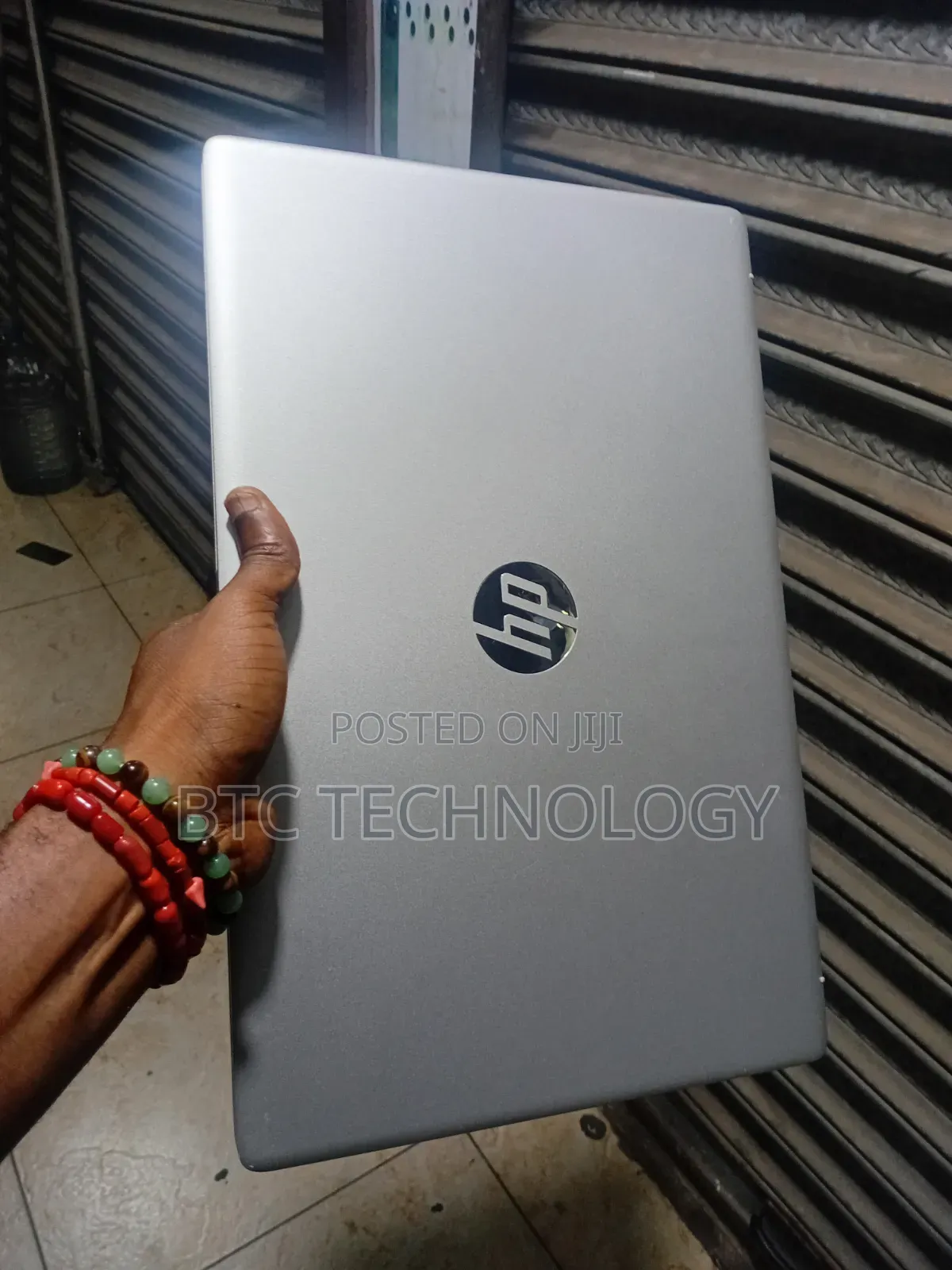 Laptop HP Pavilion 17 8GB Intel Core i3 SSD 256GB