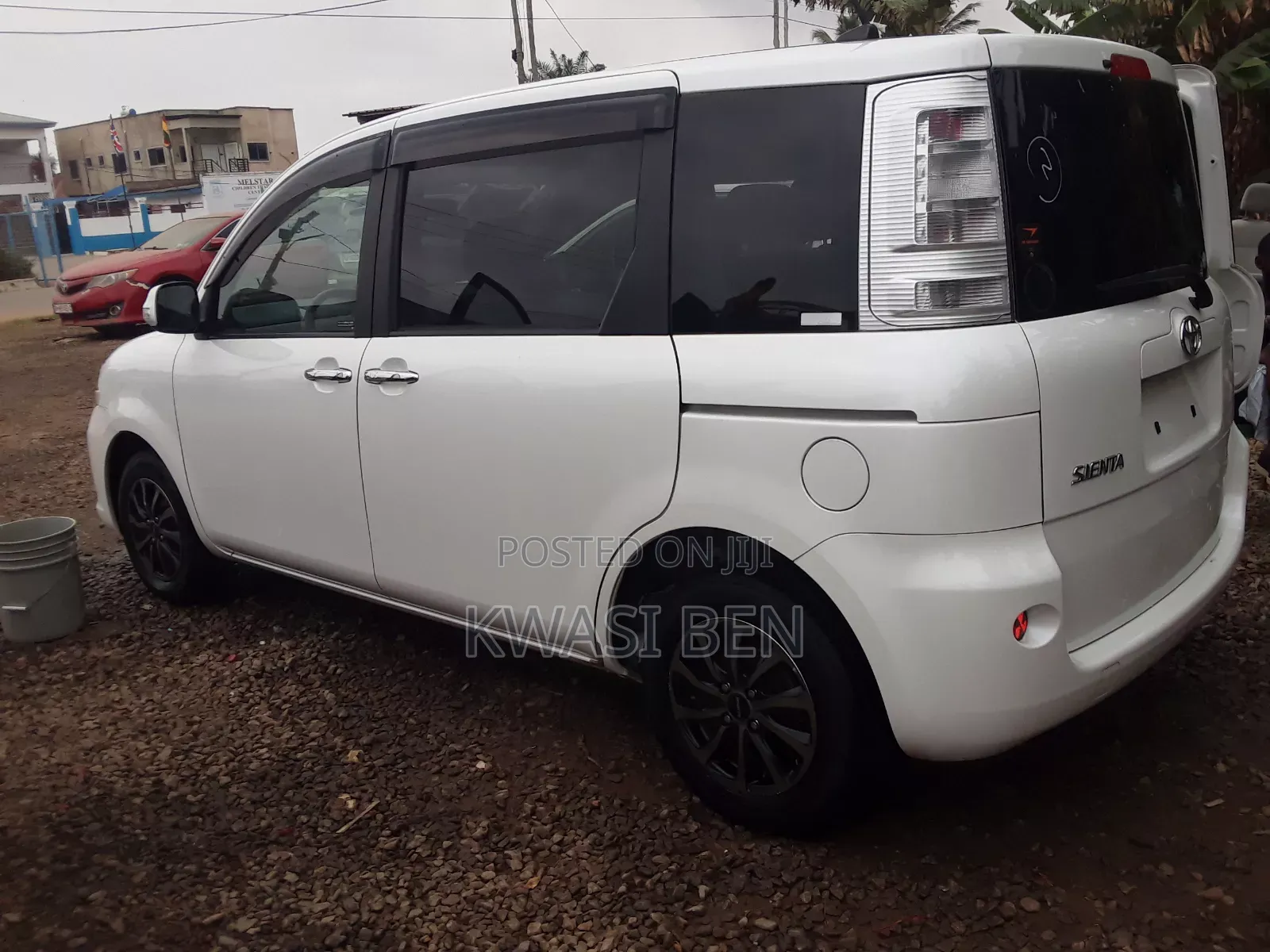 Toyota Sienna 2012 White