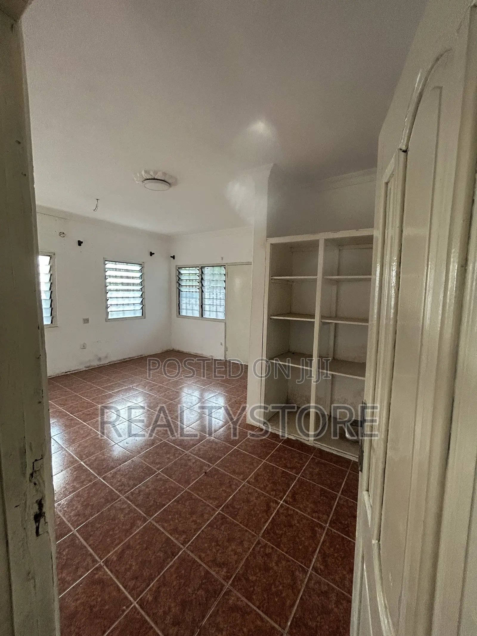 4bdrm House in Ashongman Estate, Accra Metropolitan for sale