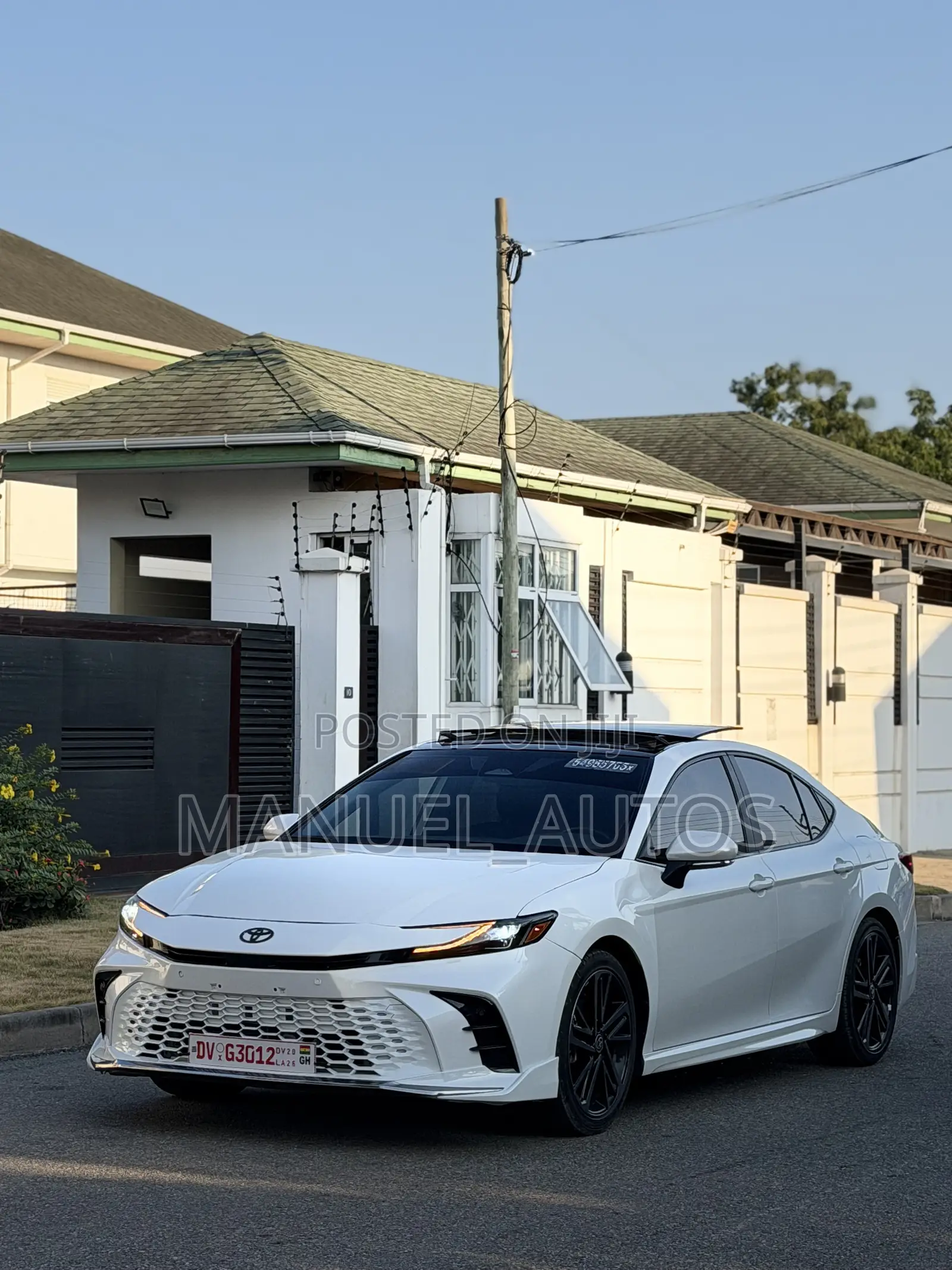 Toyota Camry XSE 2025 White