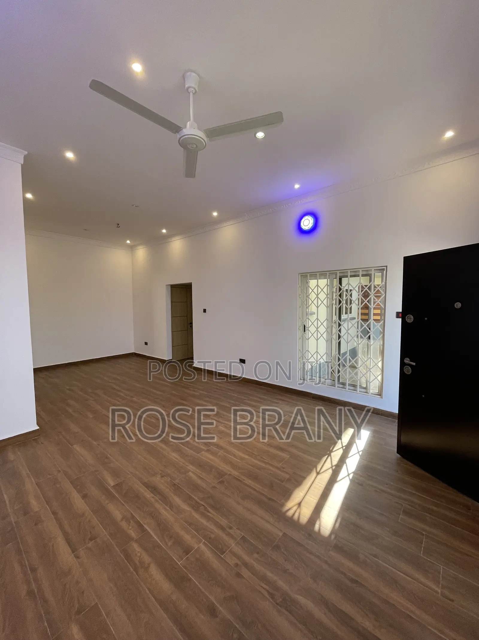3bdrm House in Ghana Flag for sale