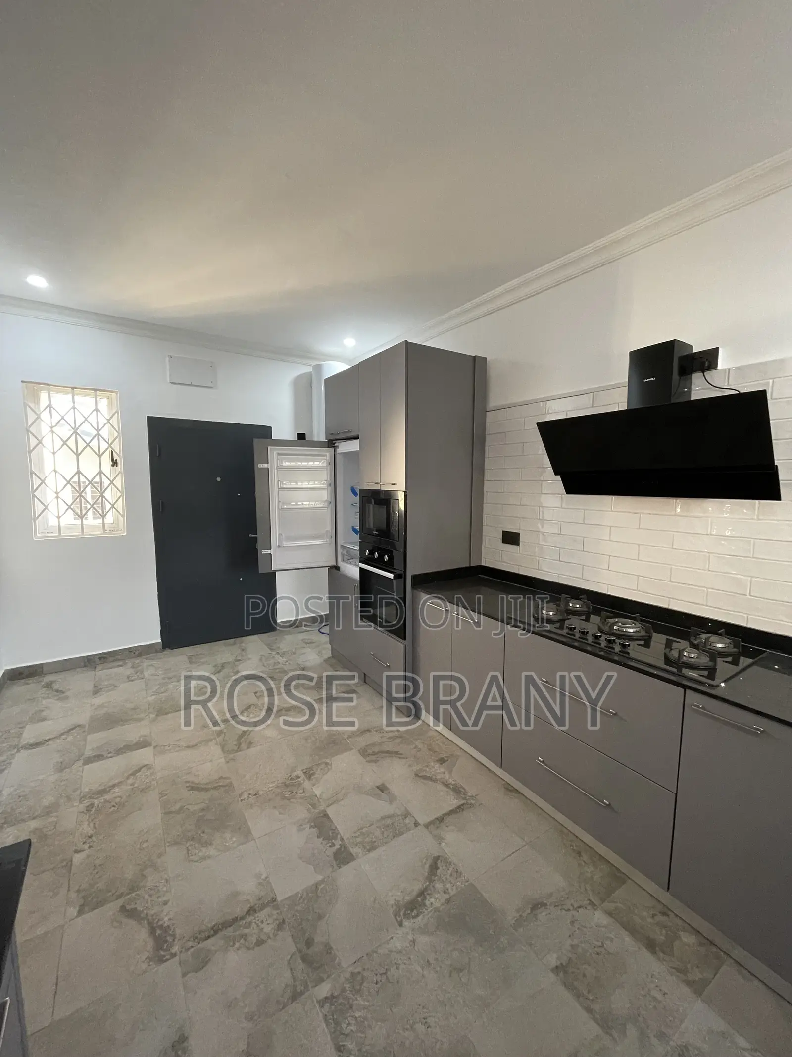 3bdrm House in Ghana Flag for sale