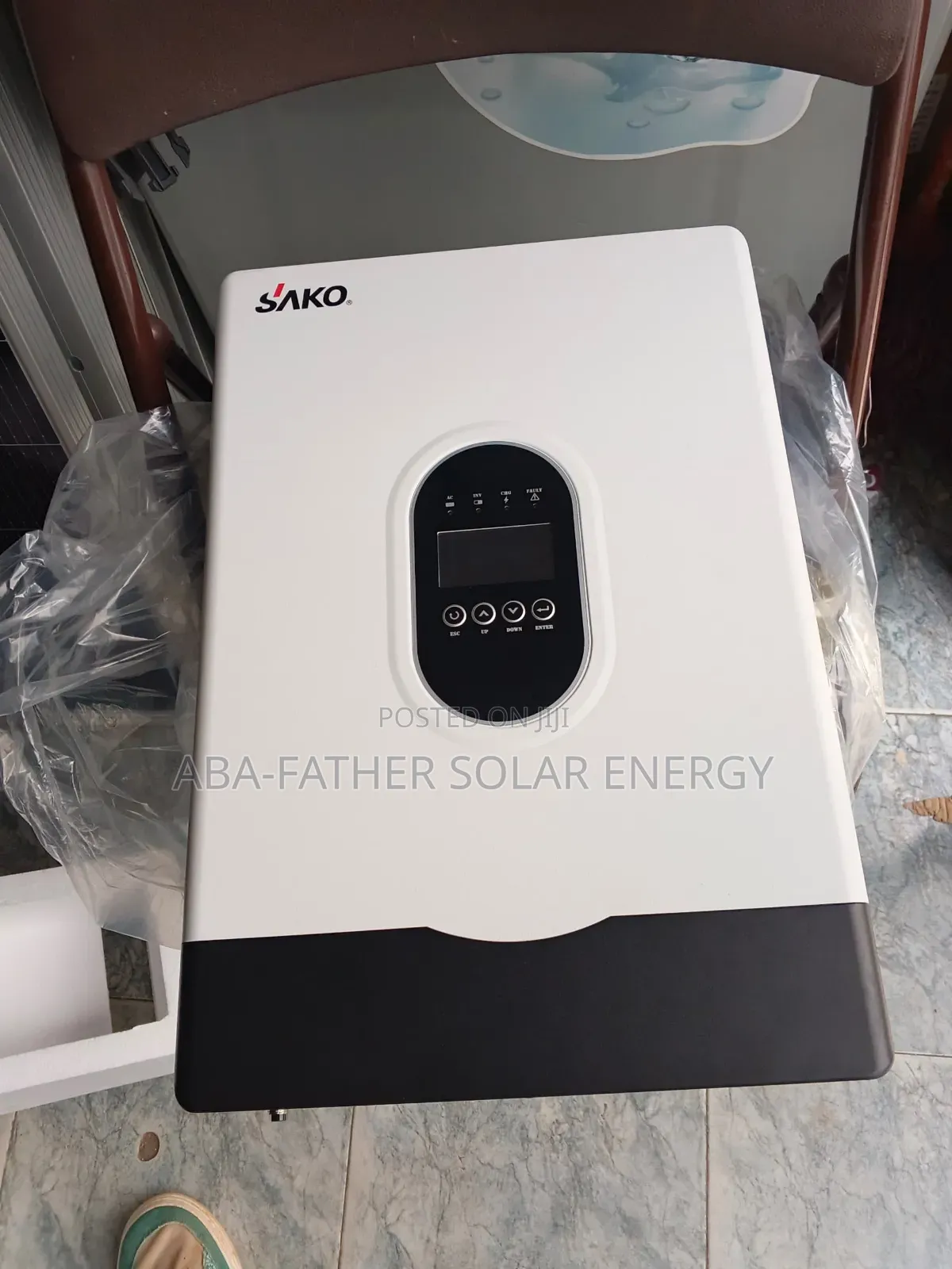 Hybrid Inverter 4.2kw 24v