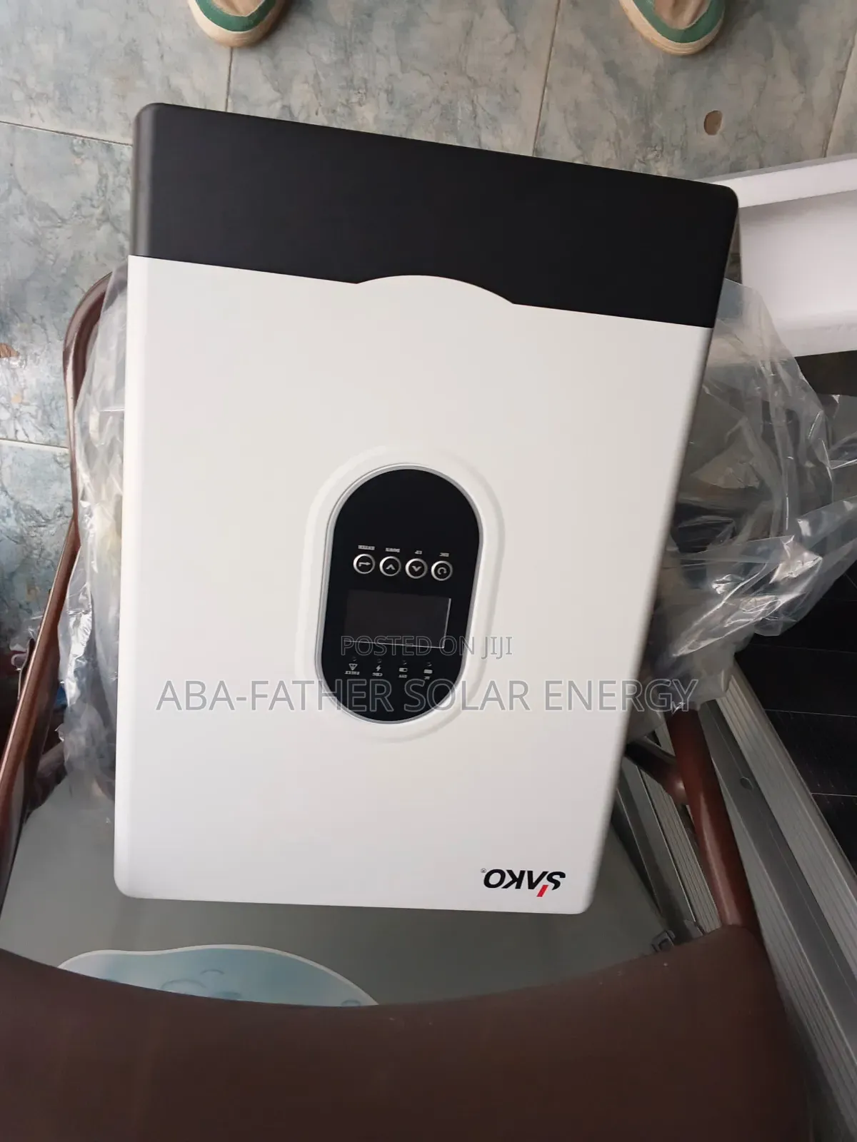 Hybrid Inverter 4.2kw 24v