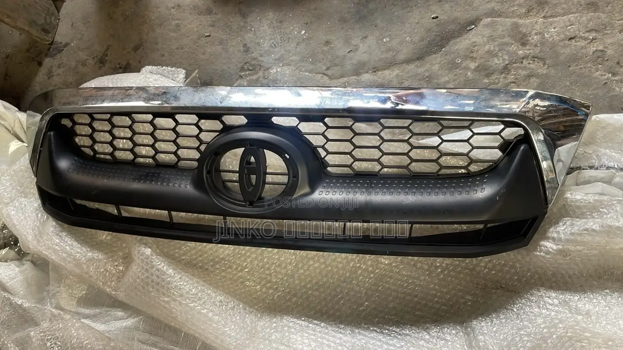 Toyota Hilux 2006-2011 Grille