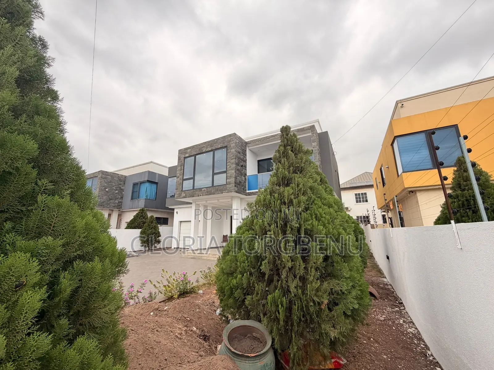 4bdrm House in East Legon for rent