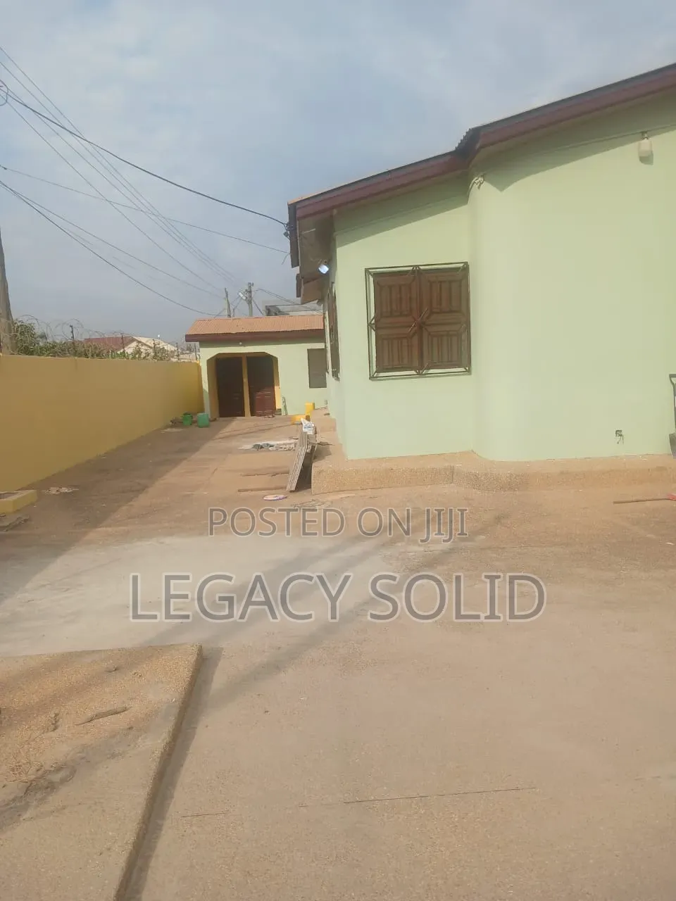 3bdrm House in Legacy Solid Real, Baatsona Total for rent