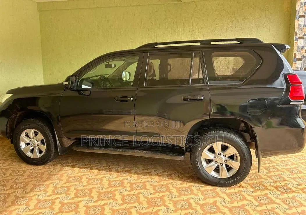 Toyota Land Cruiser Prado 2.8 2021 Matt Black