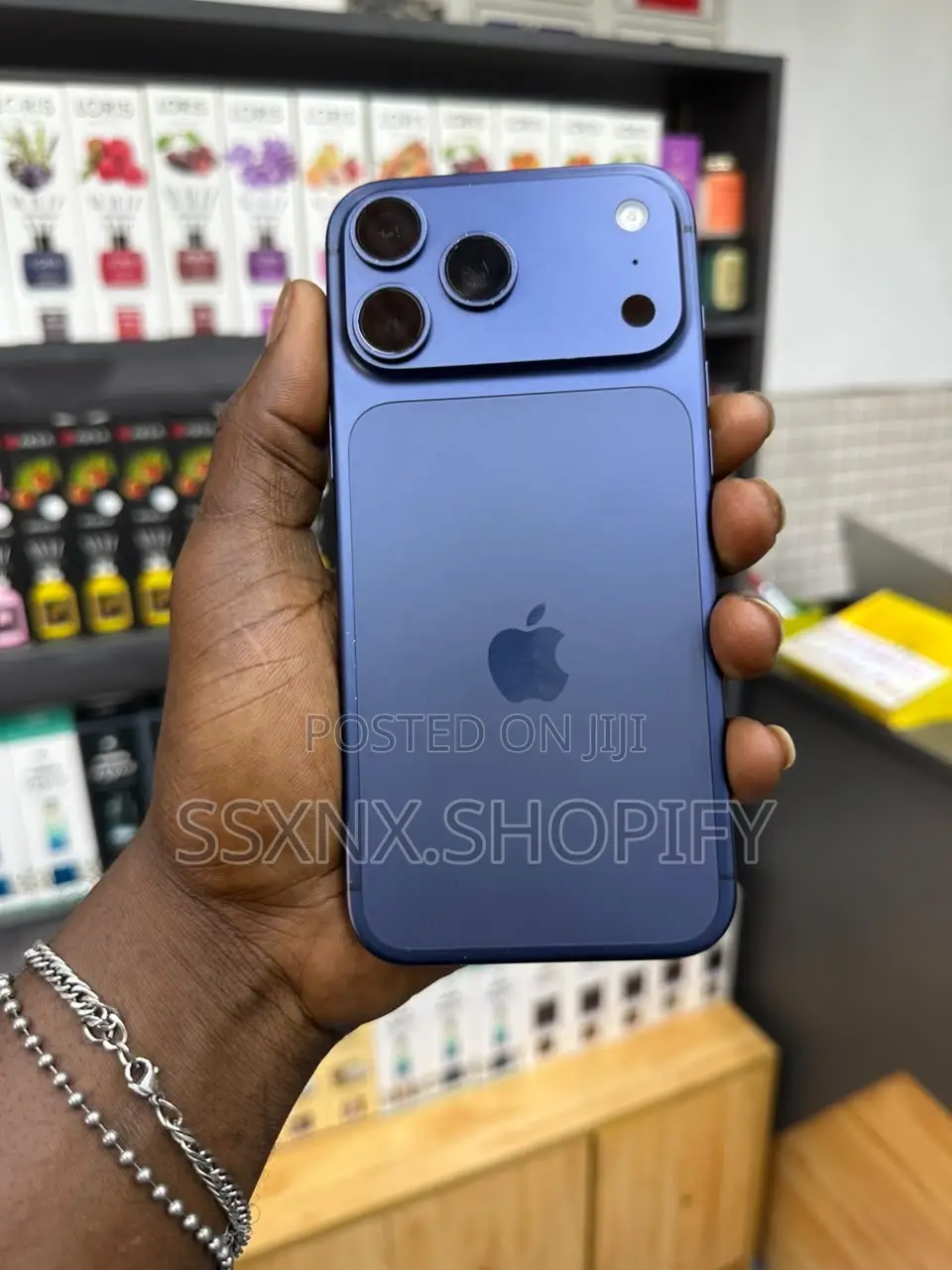 New Apple iPhone 17 Pro Max 256 GB Blue