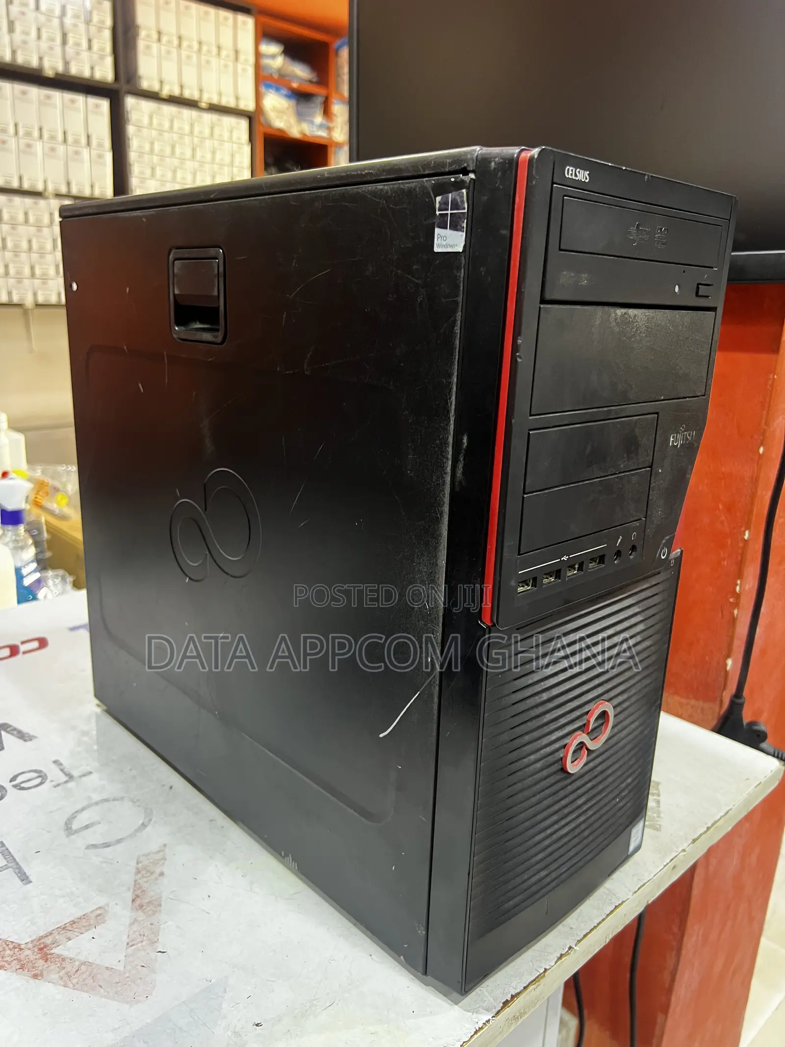 Desktop Computer Fujitsu Celsius W550 8GB Intel Xeon HDD+SSD 512GB
