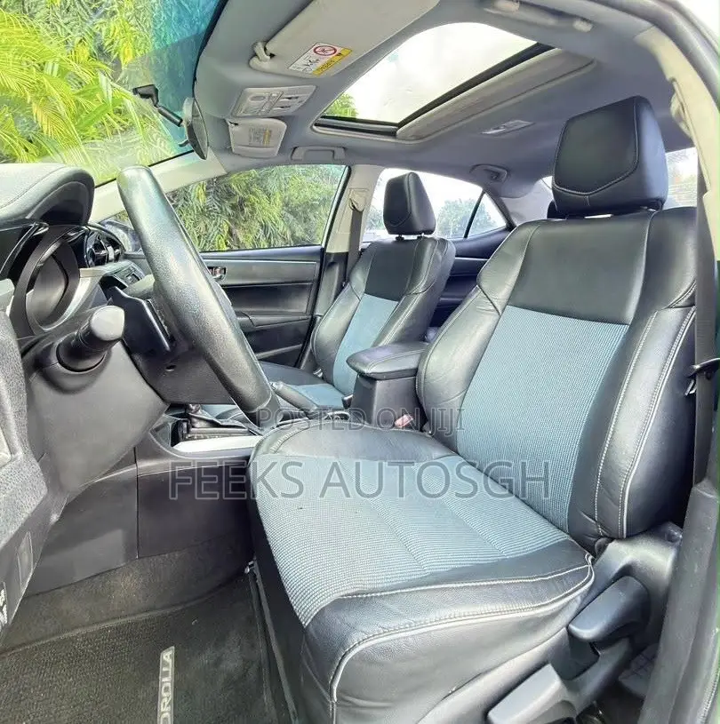 Toyota Corolla S 4dr Sedan (1.8L 4cyl CVT) 2014 White