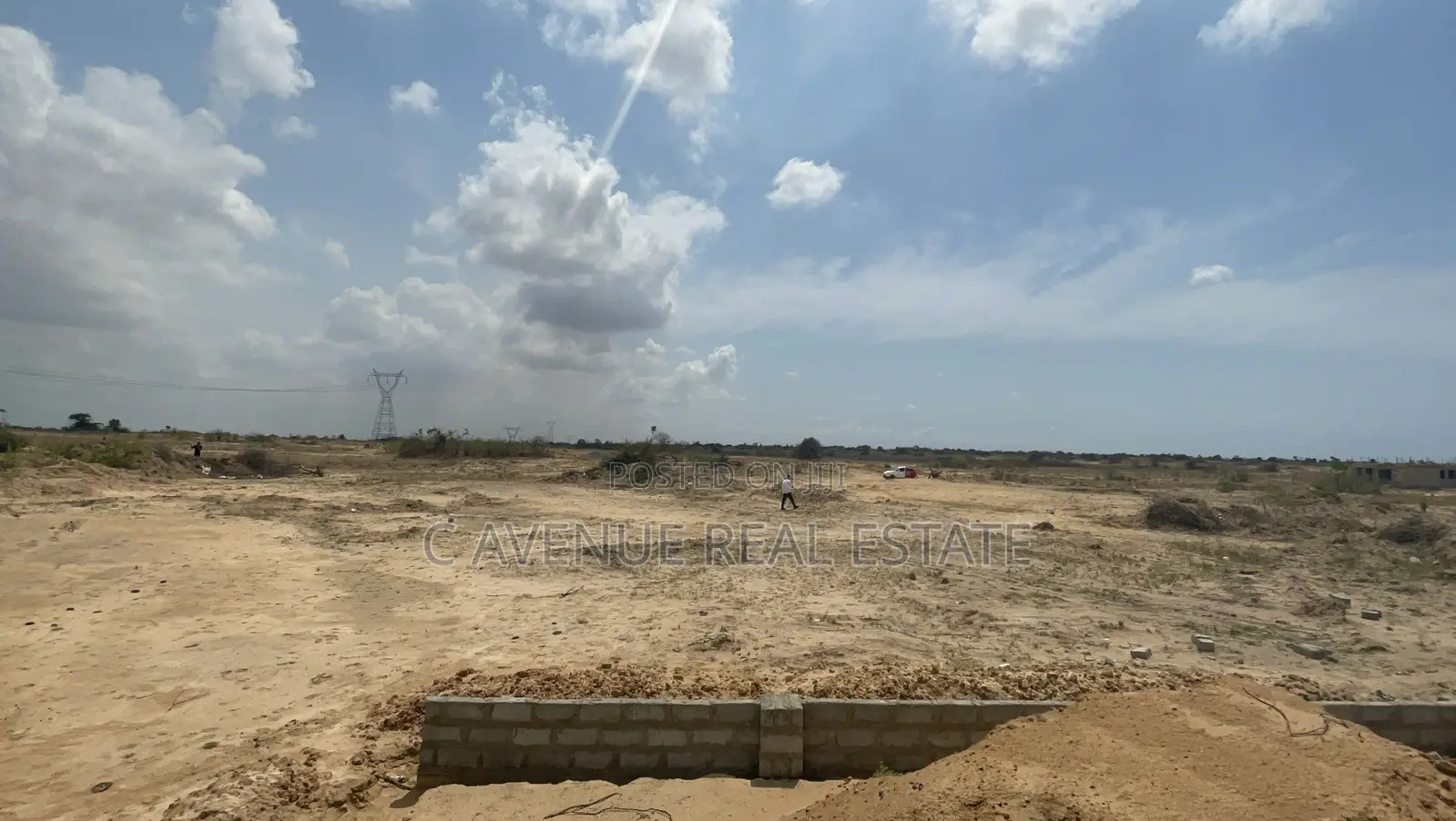 Ready-to-Lay Foundation Plots in Prime Tsopoli