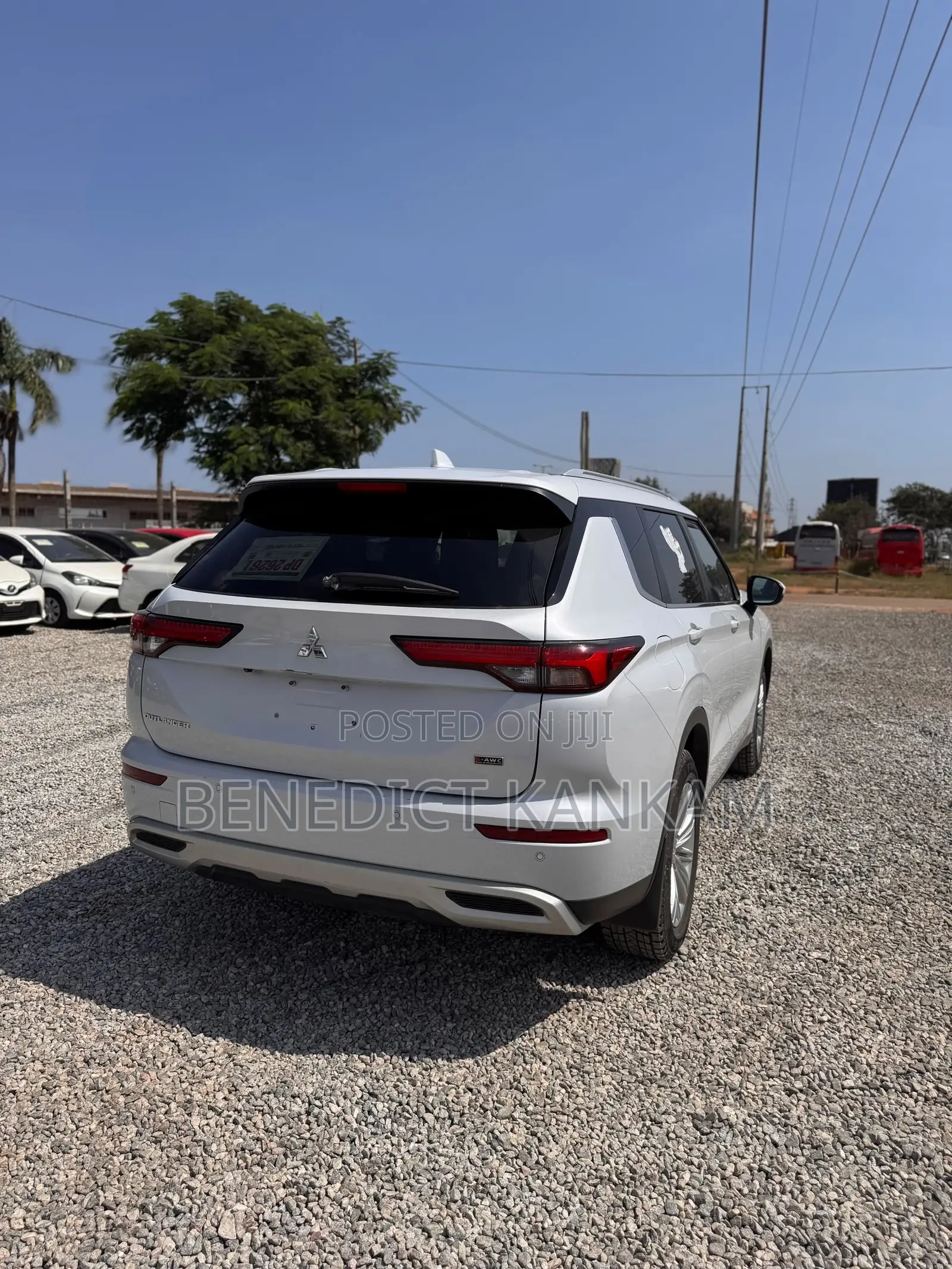 Mitsubishi Outlander 2.4 PHEV AWD 2023 White