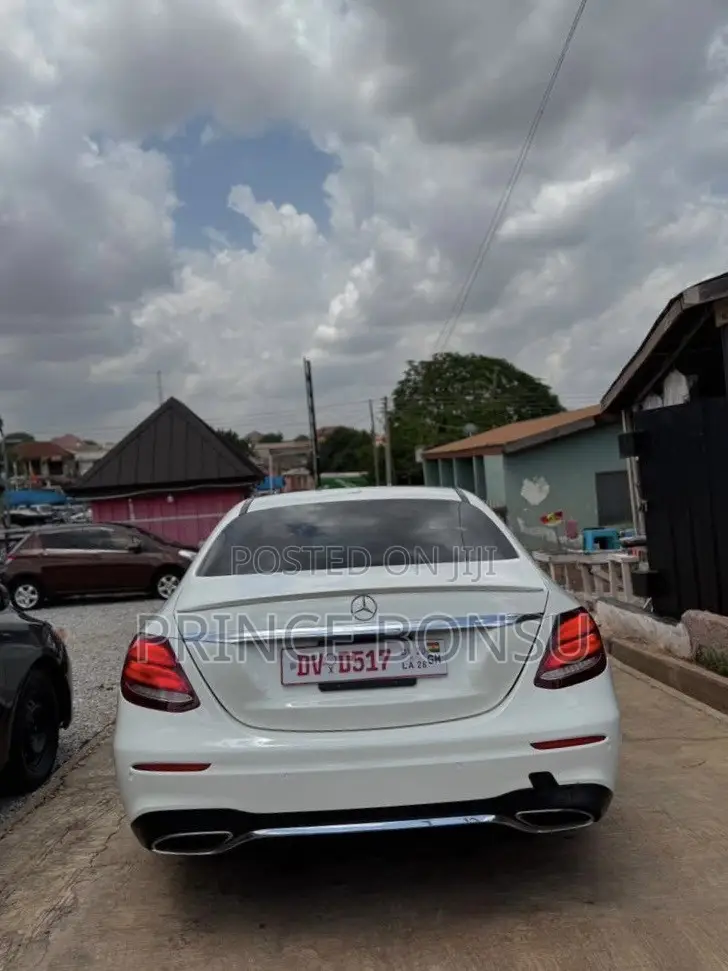 Mercedes-Benz E300 2018 White