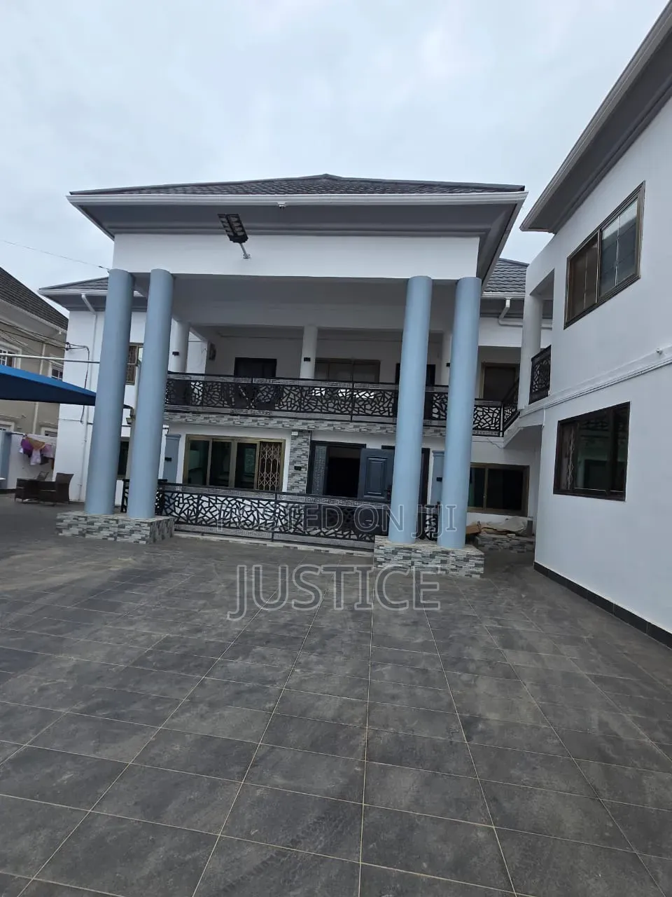 9bdrm House in Dansoman, Keep Fit for sale