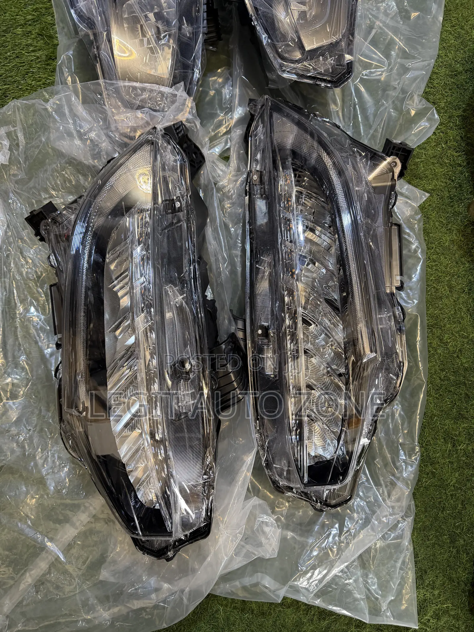 Honda Accord 2019,2020,2018,2017,2016,Headlight LED Available