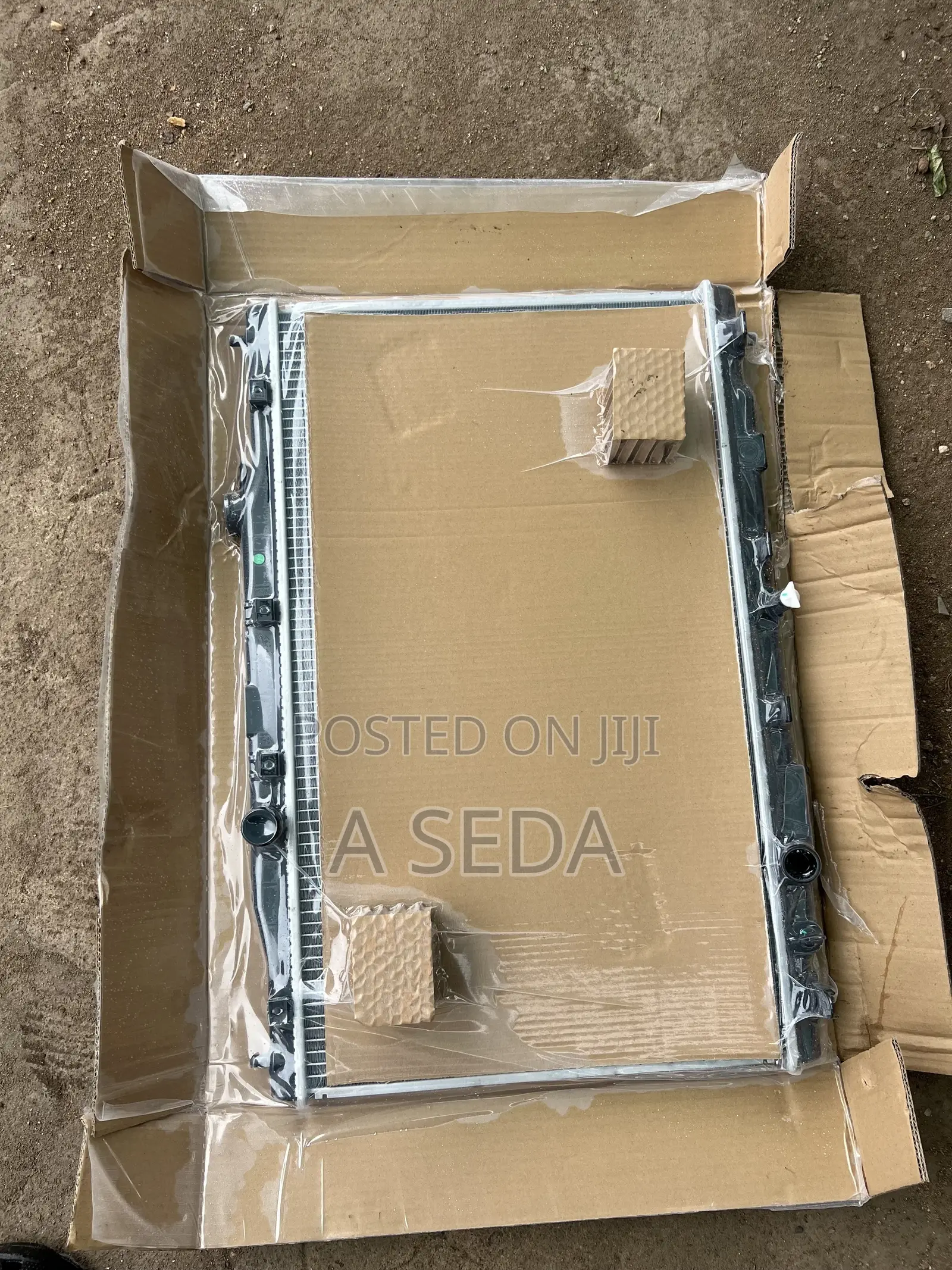 Honda CRV Radiator Water Tank 2012 2013 2014 2015 2016