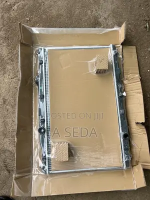 Honda CRV Radiator Water Tank 2012 2013 2014 2015 2016