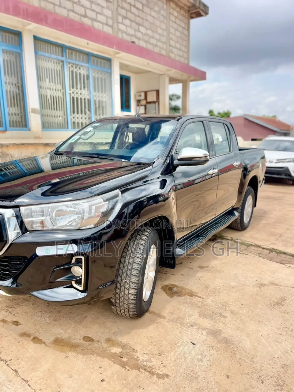Toyota Hilux Revo Double Cab Deisel 2.8 AWD 2019 Black