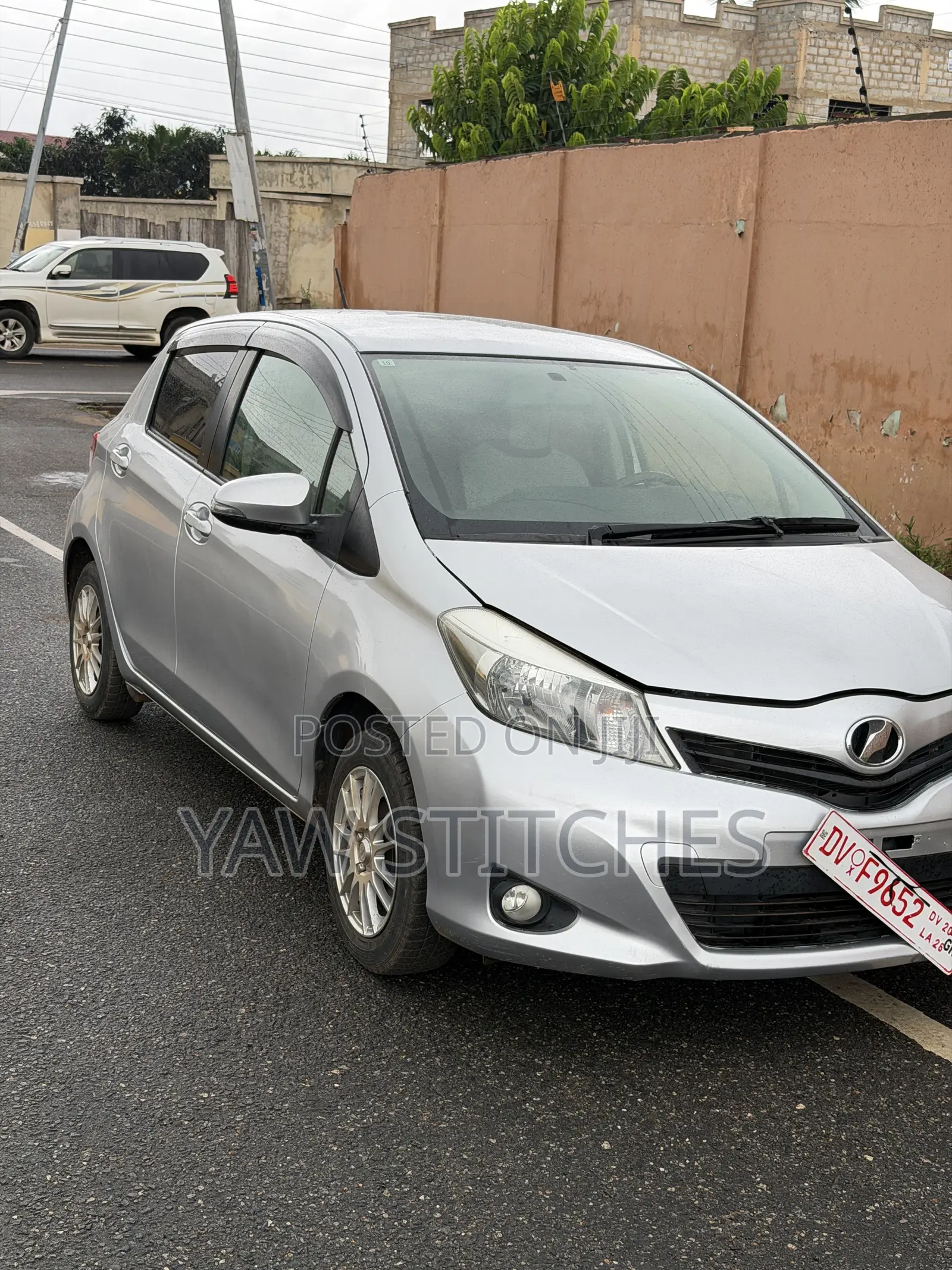 Toyota Vitz 2012 Gray