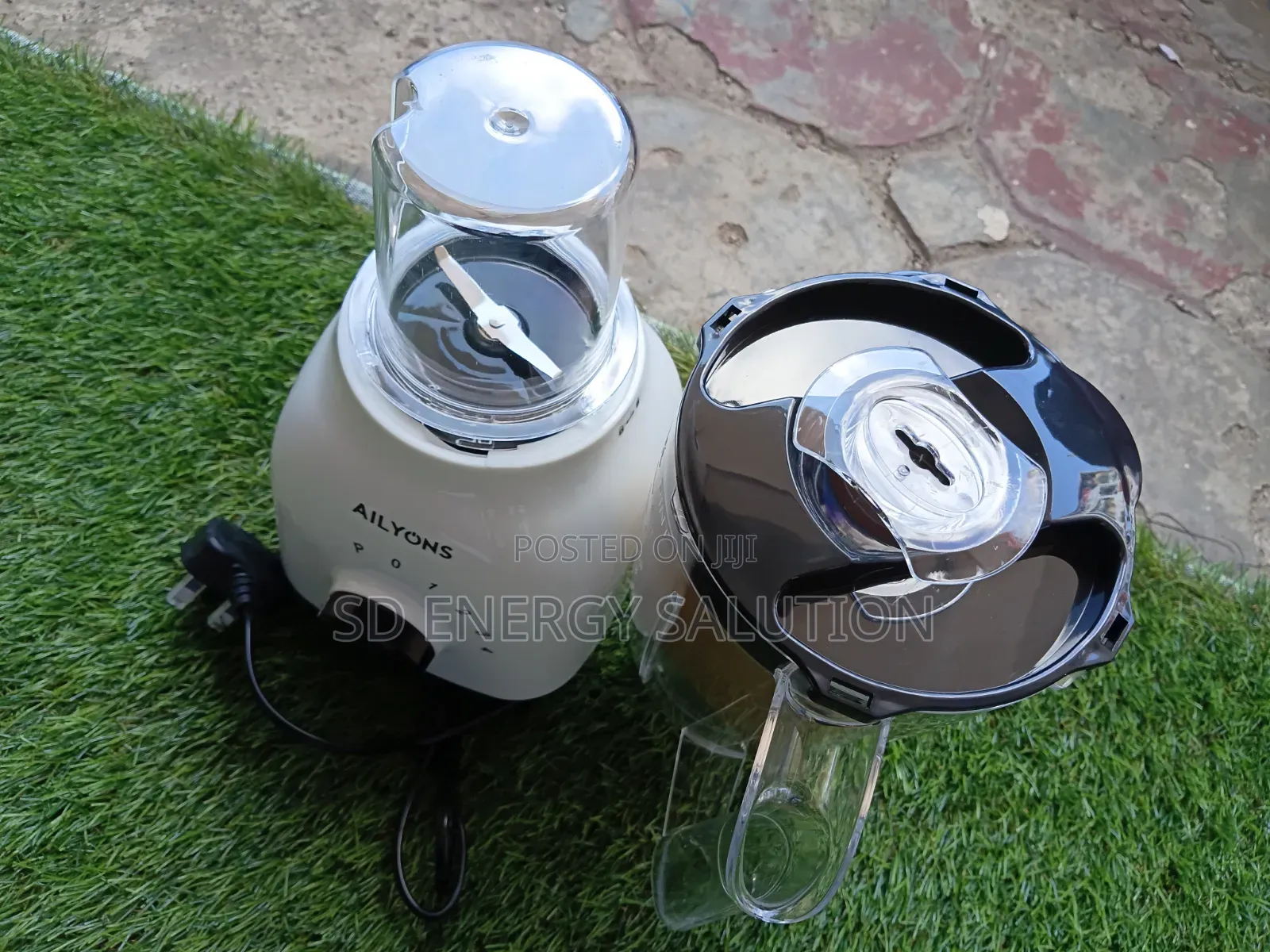 Ailyons Bring Home Happiness 1.5L Blender