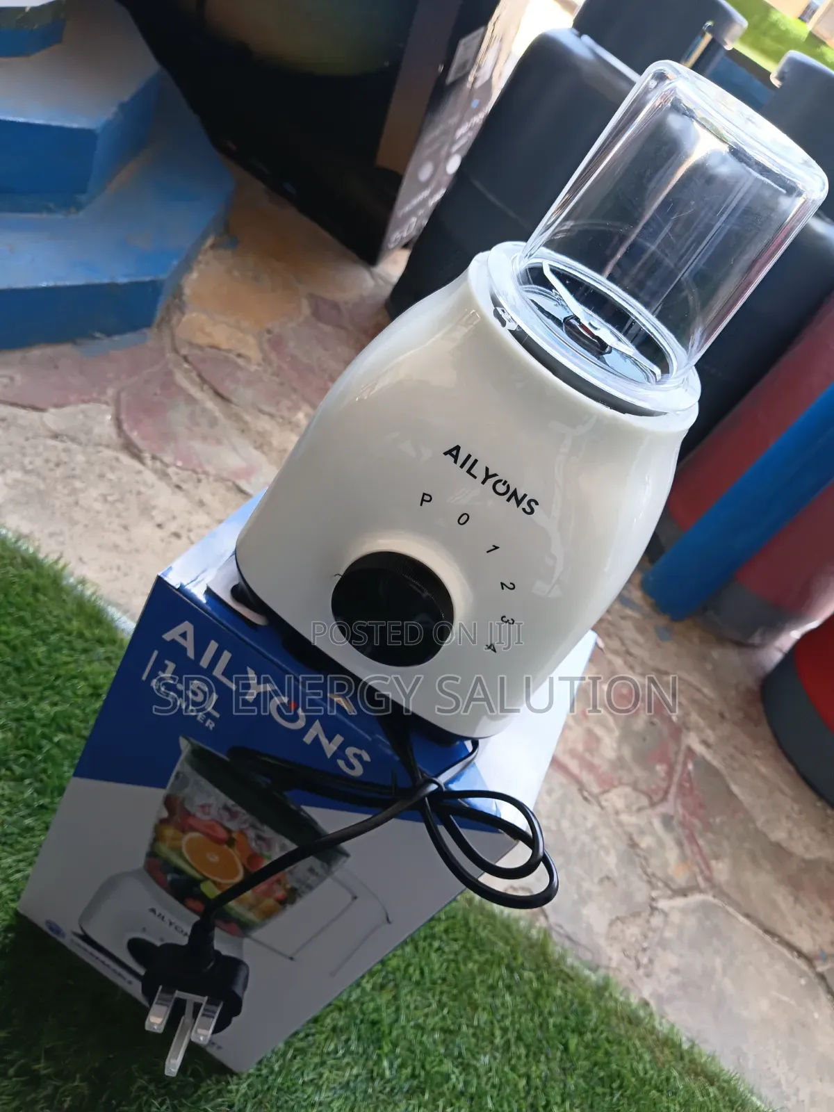 Ailyons Bring Home Happiness 1.5L Blender