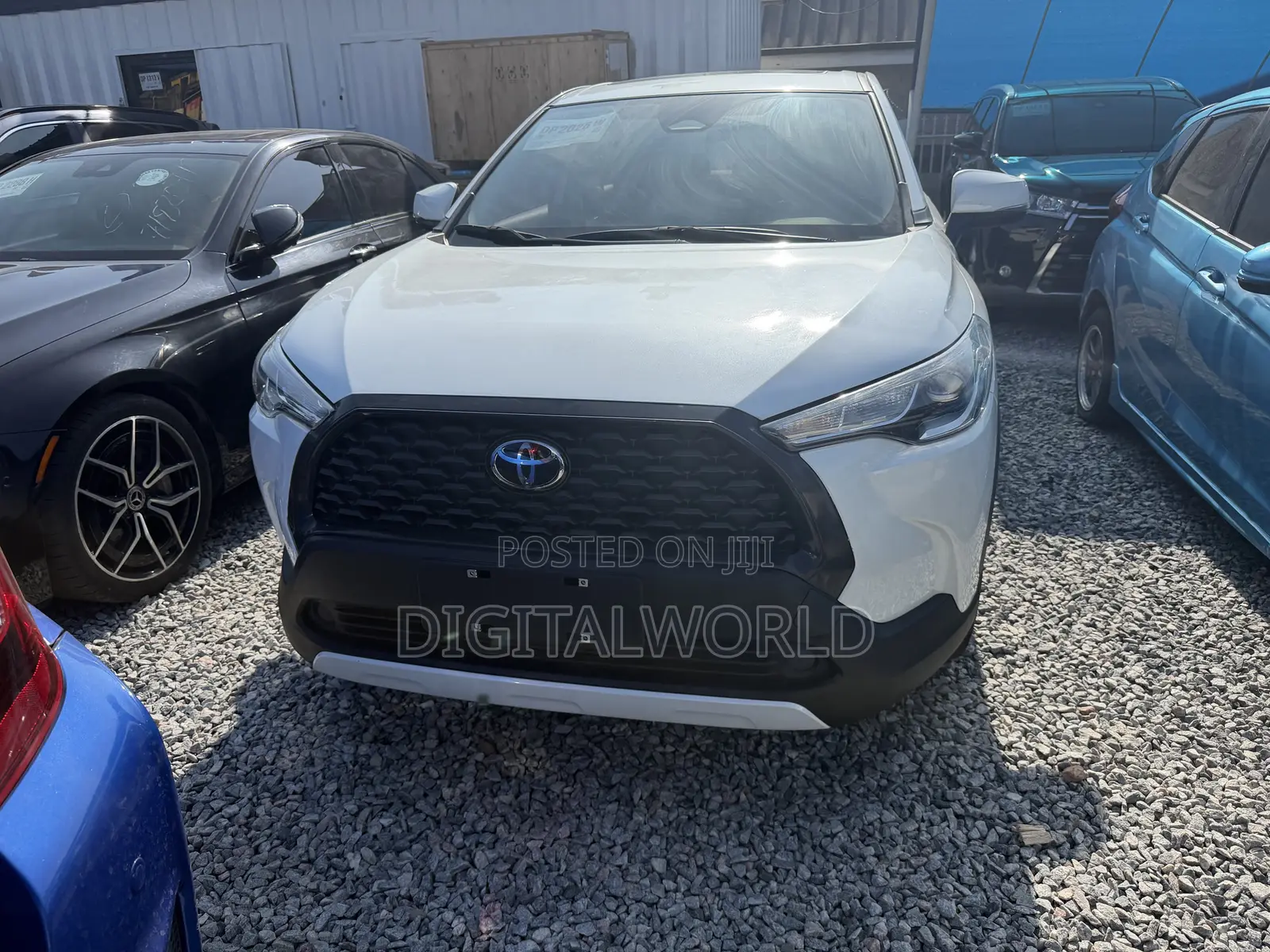Toyota Corolla Cross XLE 4WD 2024 White