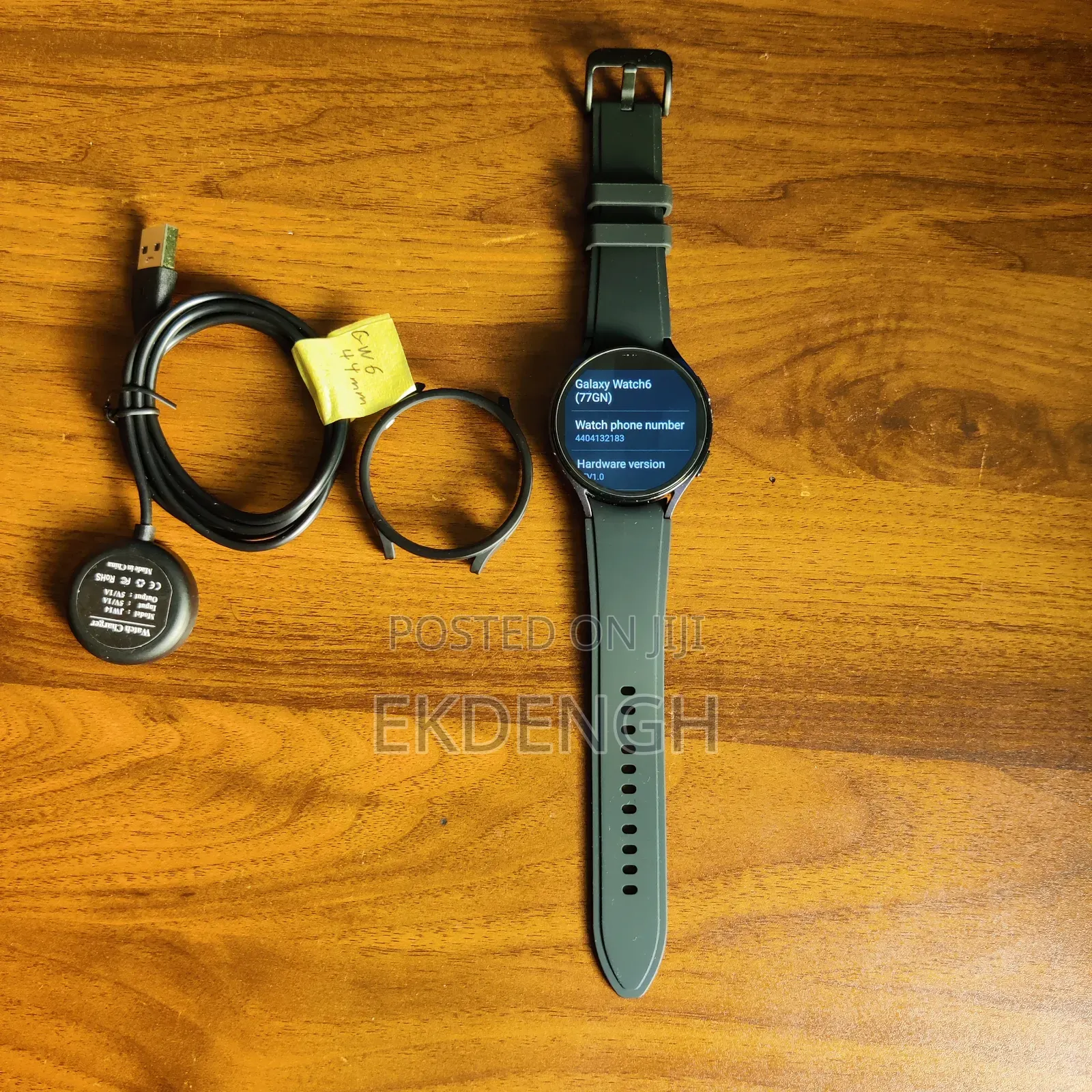 Samsung Galaxy Watch 6 LTE 44mm Black + Case and Screen Protector